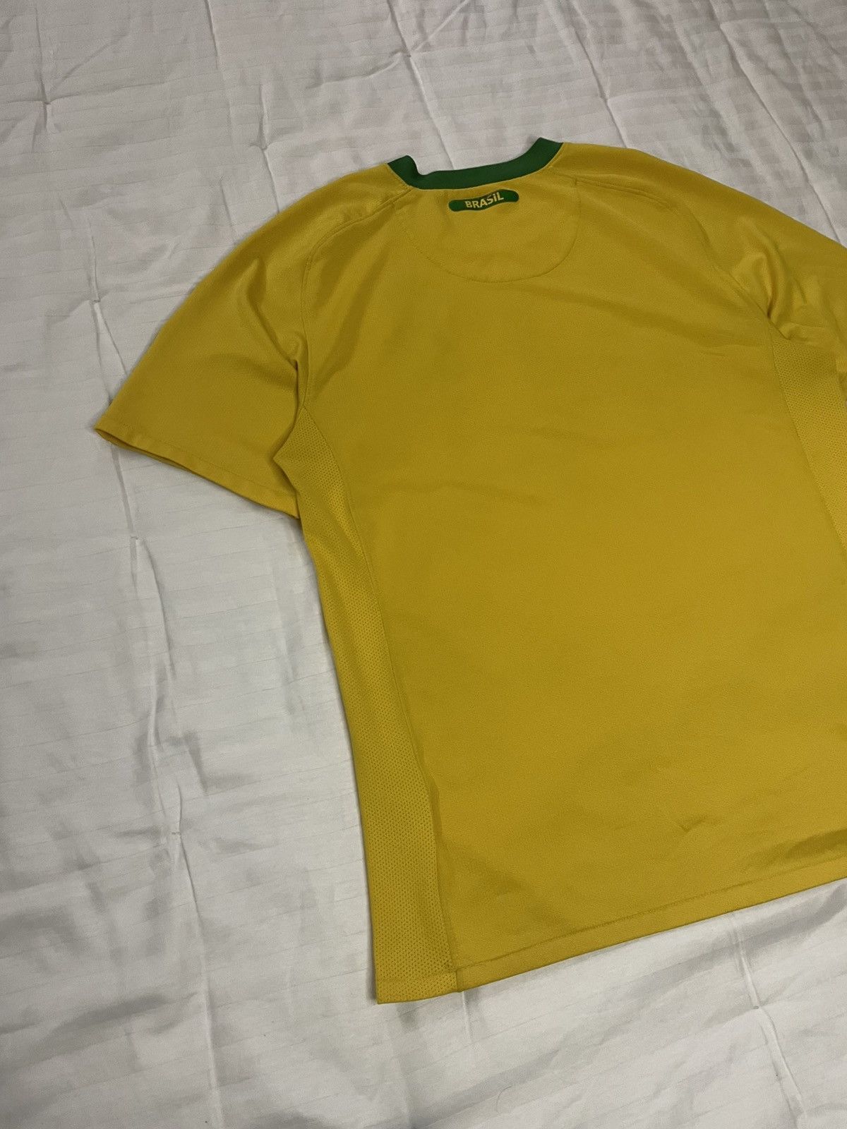 Nike Vintage Nike Brazil 2008-2010 Home Soccer Football Jersey Size US M / EU 48-50 / 2 - 13 Thumbnail