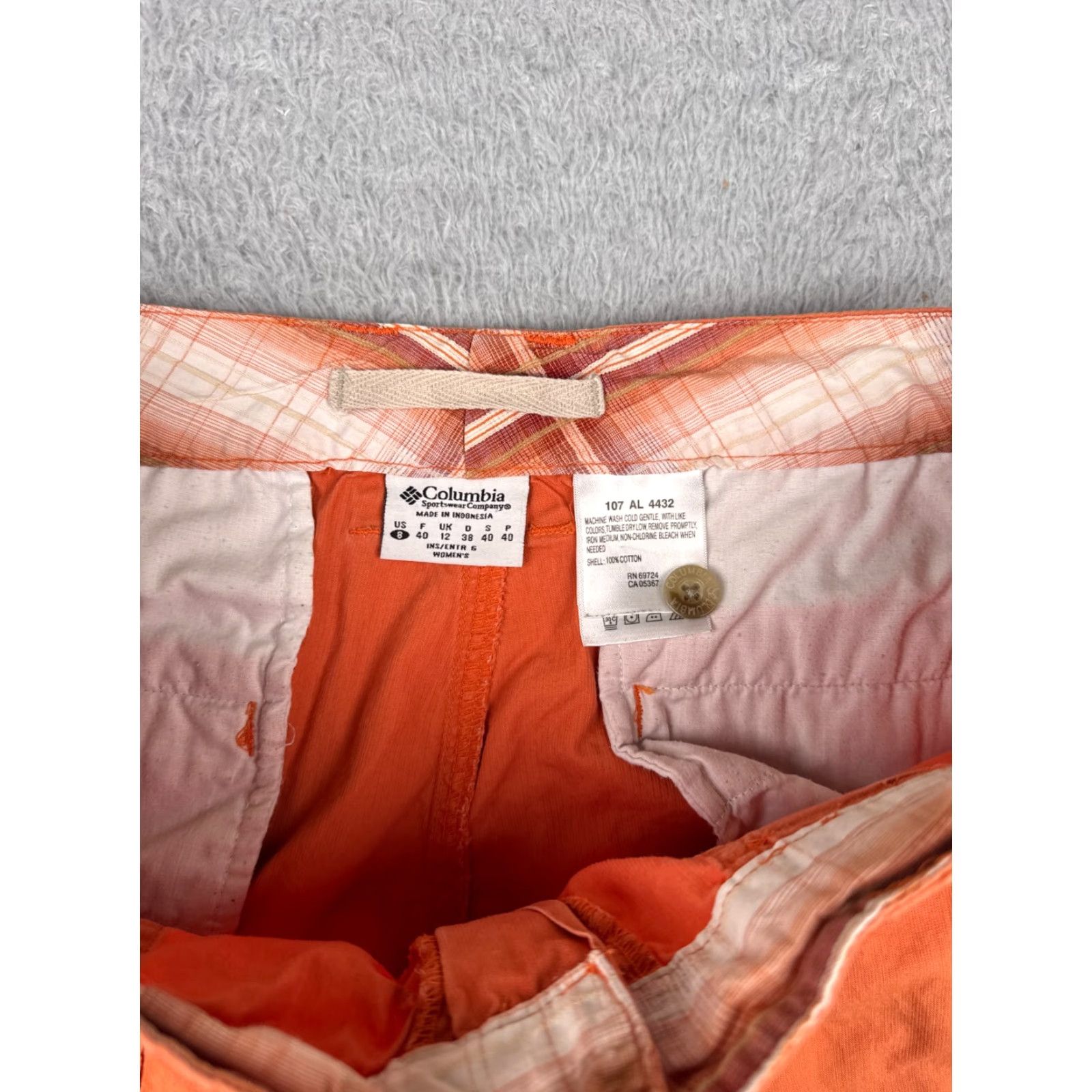 Vintage Columbia Shorts Womens 8 Orange 100% Cotton Bush Pockets Hike Camp 32x5 Fading Size 30" / US 8 / IT 44 - 7 Thumbnail