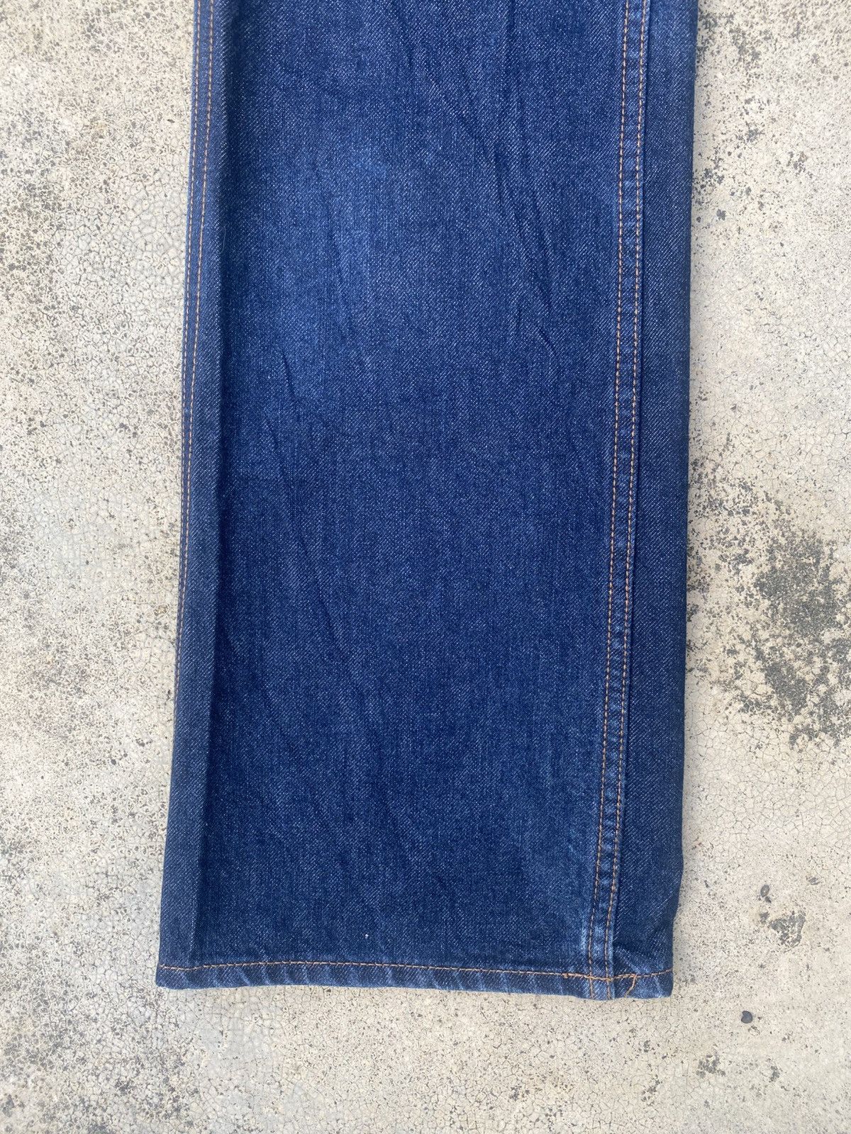 Japanese Brand × Tornado Mart × Uniqlo Flare Jeans Uniqlo Blue Denim Size US 26 / EU 42 - 14 Thumbnail