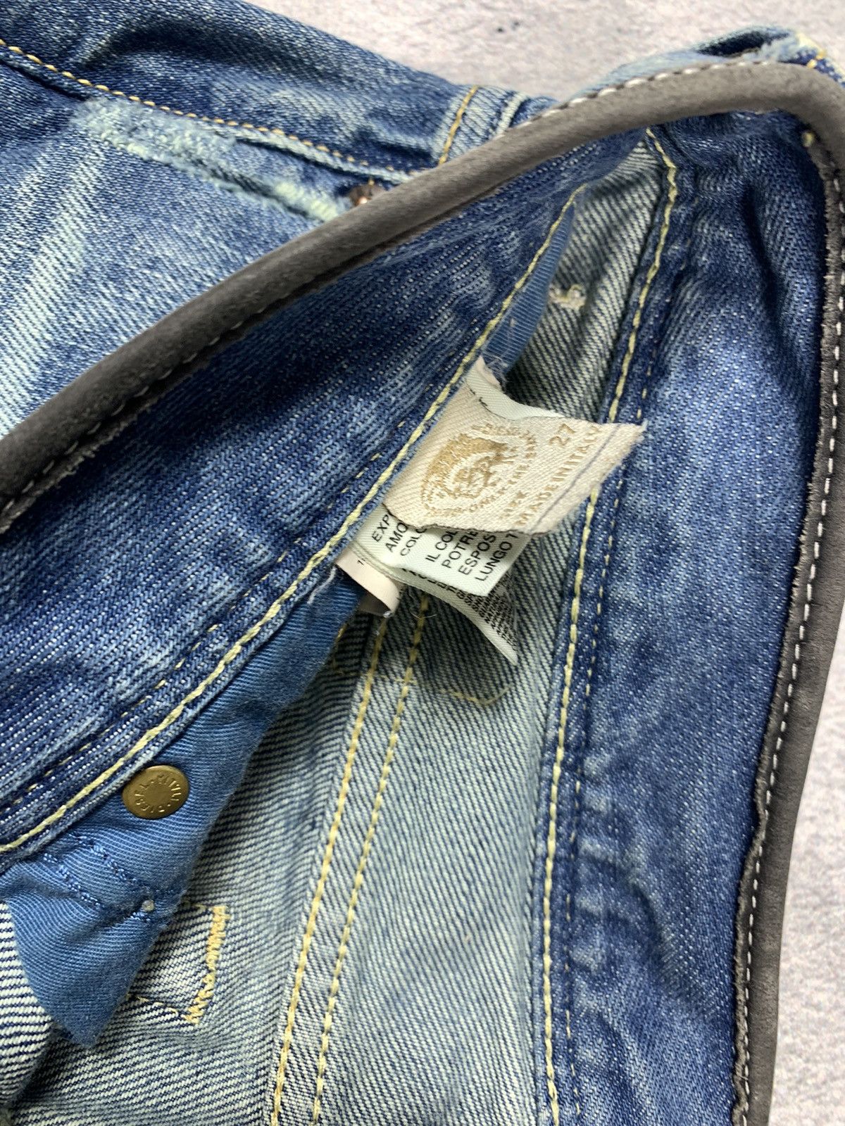 Diesel × Vintage VintageY2K Diesel faded straight denim jeans streetwear S 27 Size 27" / US 4 / IT 40 - 13 Thumbnail