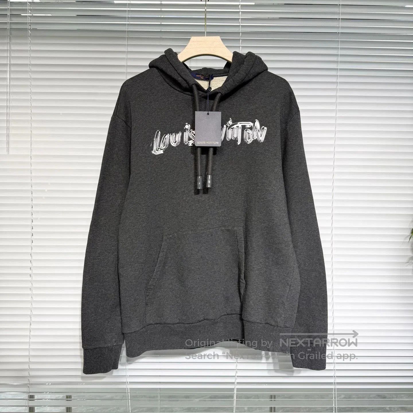 Louis Vuitton Louis Vuitton SS24 Graffiti Logo Hoodie. Size US XL / EU 56 / 4 - 1 Thumbnail