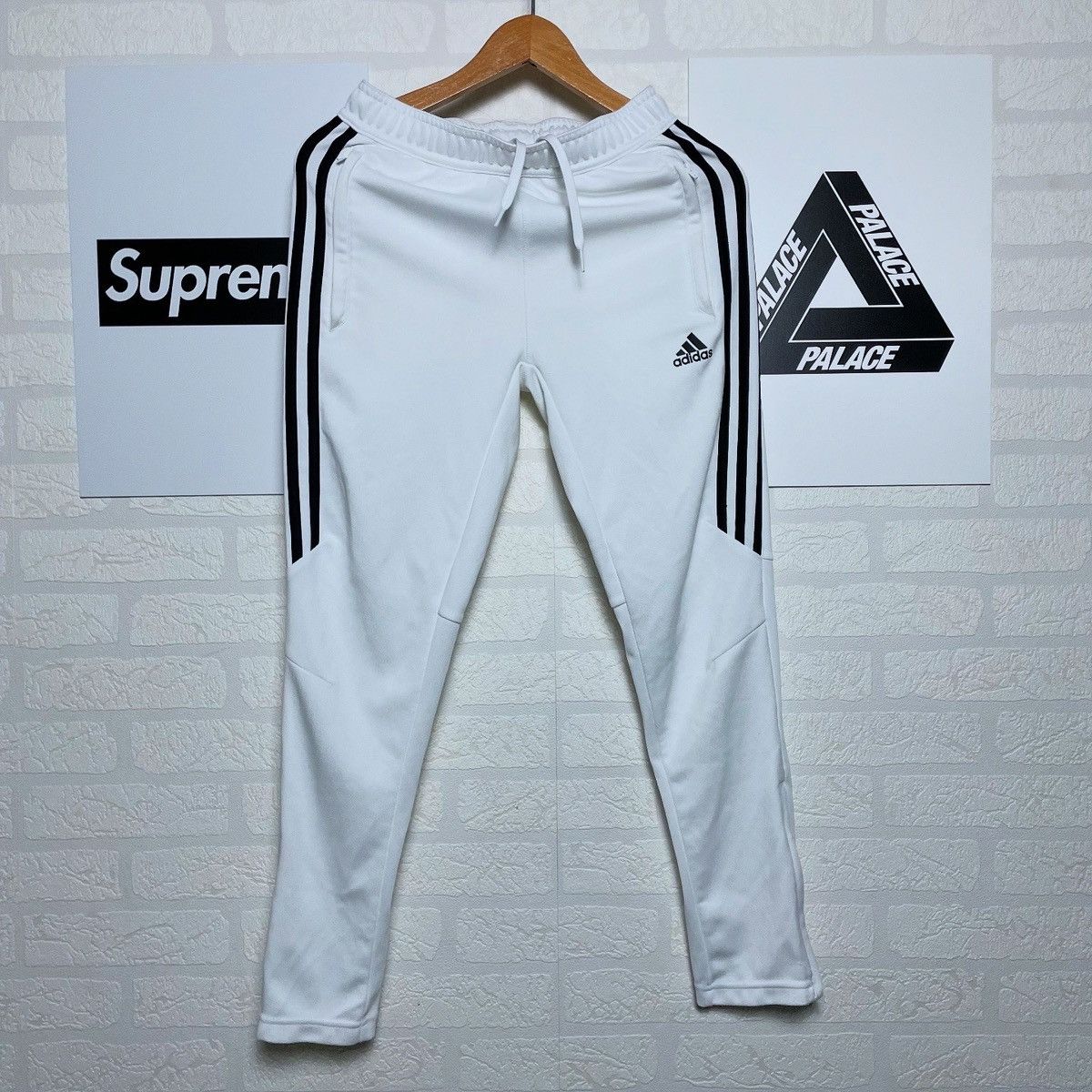 Adidas ADIDAS WHITE TIRO PANTS Size US 28 / EU 44 - 1 Thumbnail