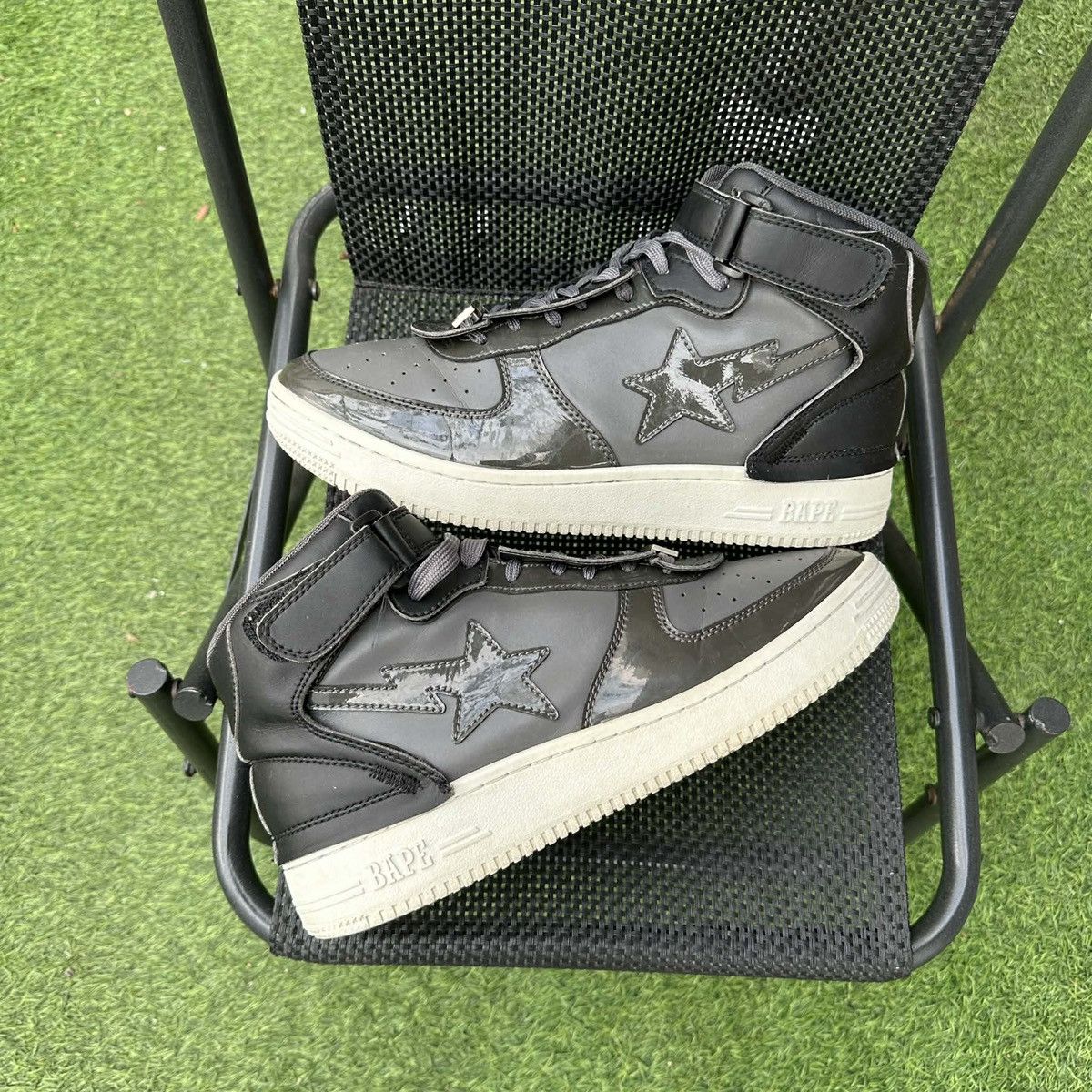 Bape 💥Rare Bape Sta Mid Grey Black detachable accessories Size US 10.5 / EU 43-44 - 2 Thumbnail