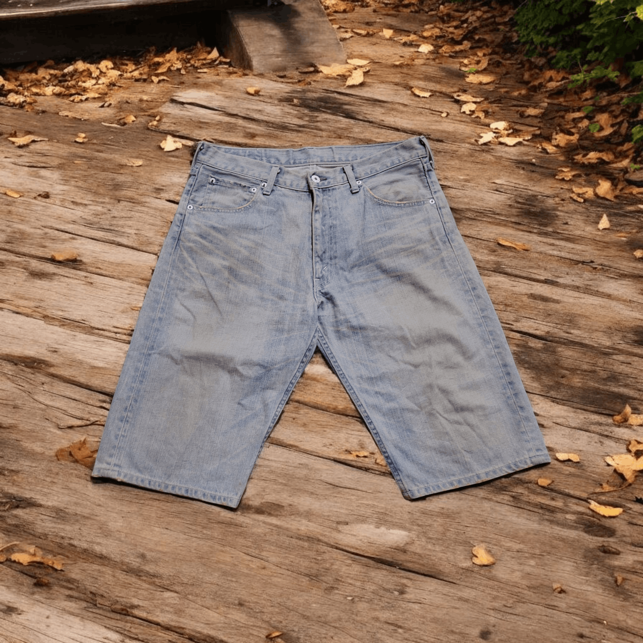 Levi's levis loose fit short pants Size US 34 / EU 50 - 1 Thumbnail