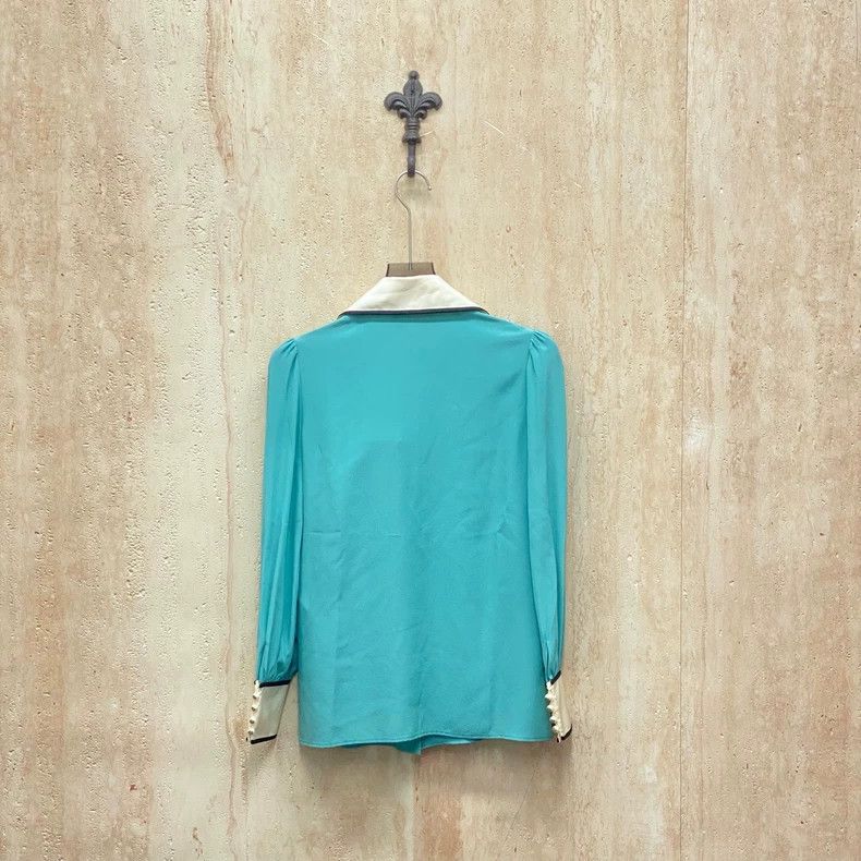 Gucci Gucci Green bow pearl buckle silk shirt 2505-Nextarrow Size XS / US 0-2 / IT 36-38 - 2 Thumbnail