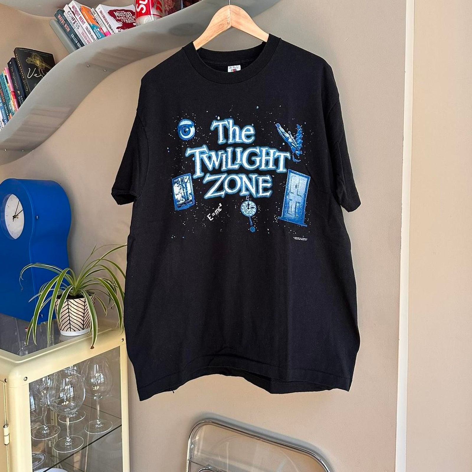 Disney × Vintage Vintage 1993 The Twilight Zone Shirt Size US XL / EU 56 / 4 - 1 Thumbnail