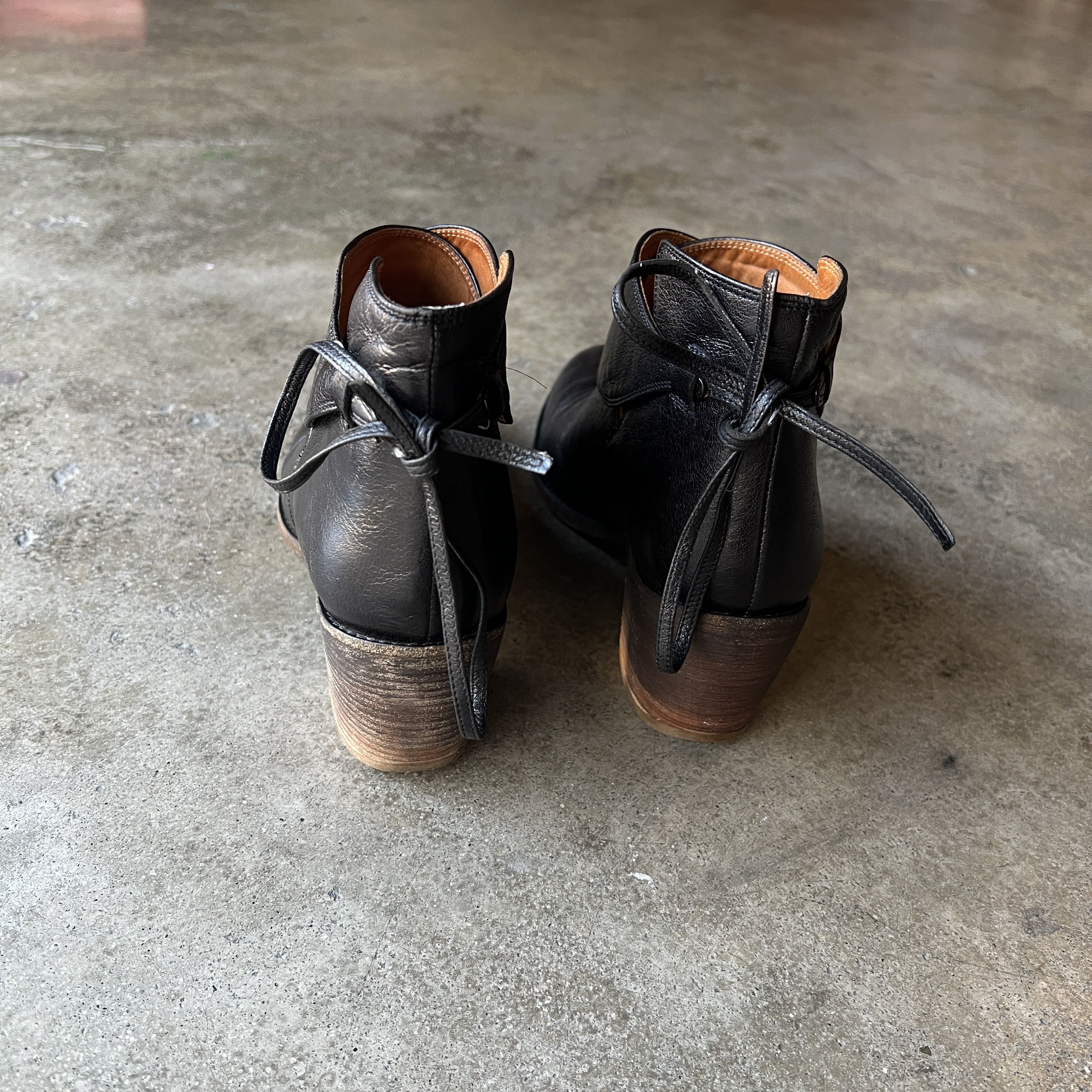 Dries Van Noten Dries Van Noten Back Tie Ankle Boots Size US 6.5 / IT 36.5 - 5 Thumbnail