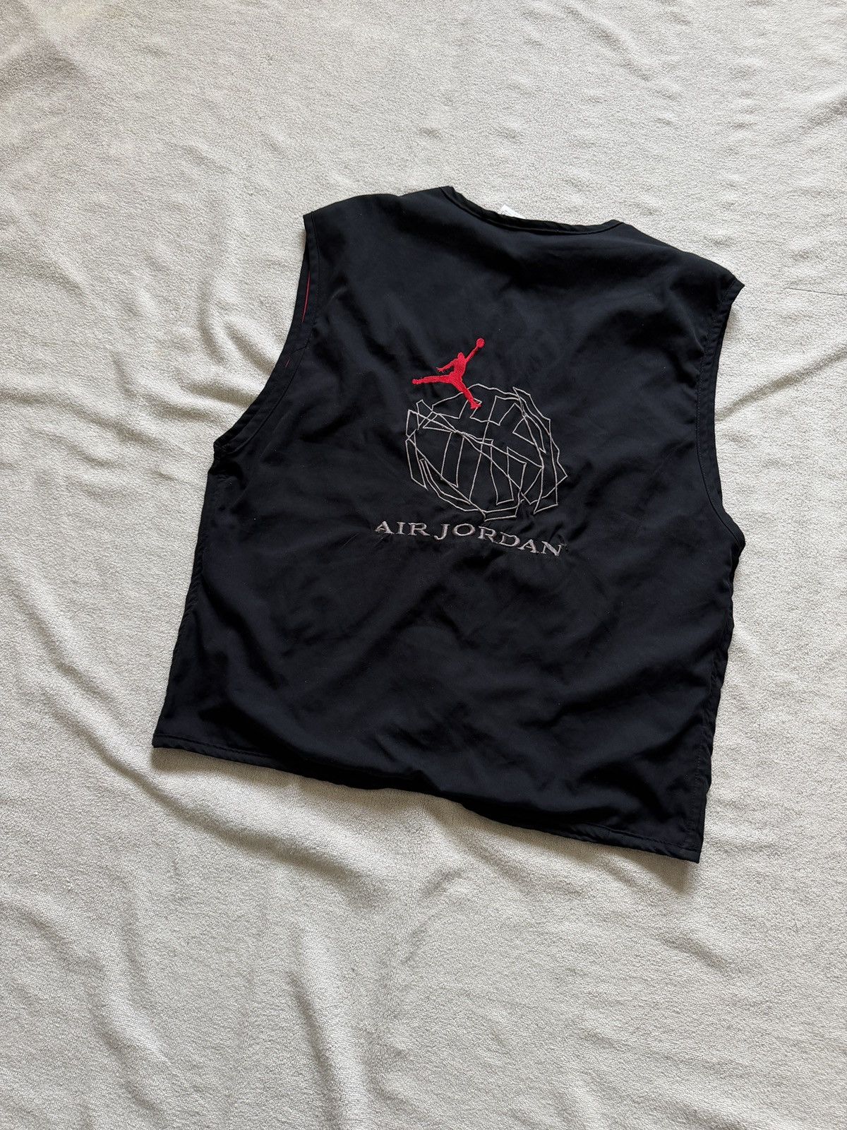 Jordan Brand Nike air jordan vintage vest big logo back 90s Size US S / EU 44-46 / 1 - 2 Thumbnail