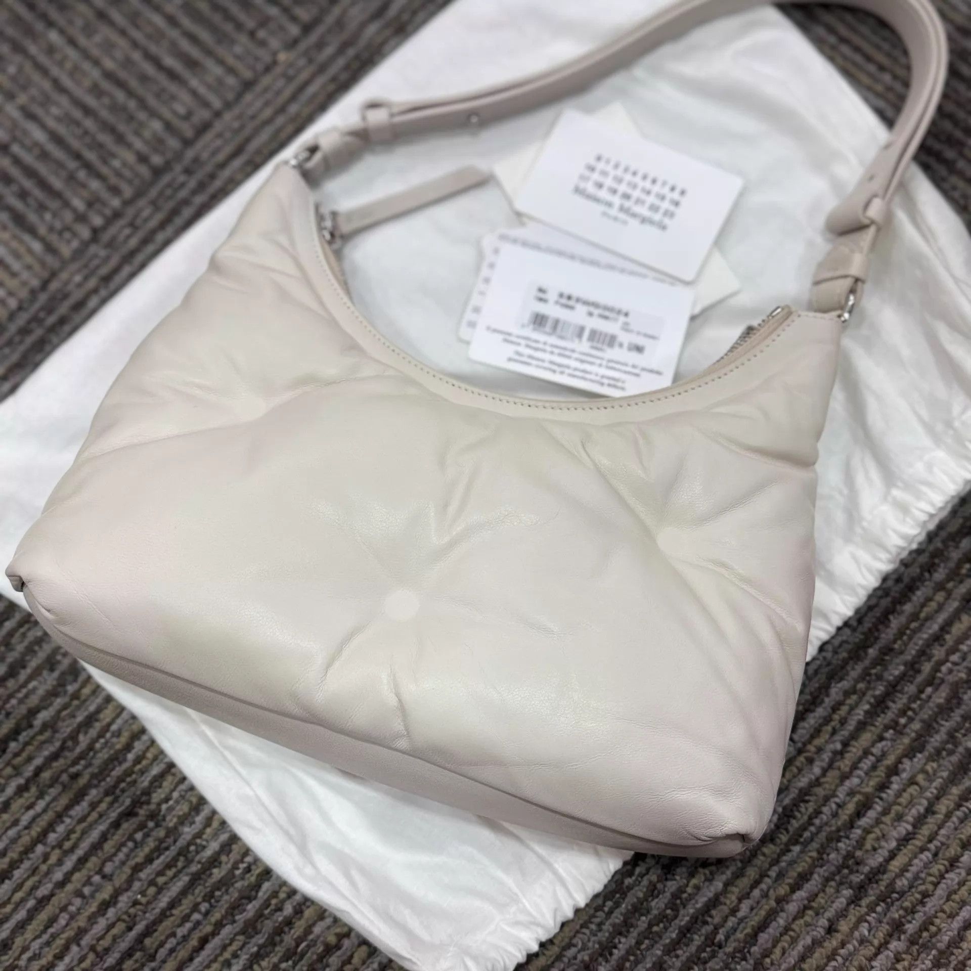 Maison Margiela Maison Margiela Cloud Hobo Small Shoulder/Hand Bag New Size ONE SIZE - 2 Thumbnail