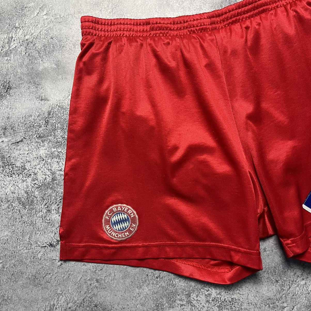 Adidas Vintage Adidas Equipment FC Bayern Munich 1991/1993 Shorts Size US 32 / EU 48 - 2 Thumbnail