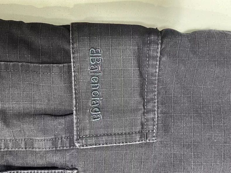 Balenciaga Balenciaga Cargo Pants with Detachable Shorts Size US 44 / EU 60 - 5 Thumbnail