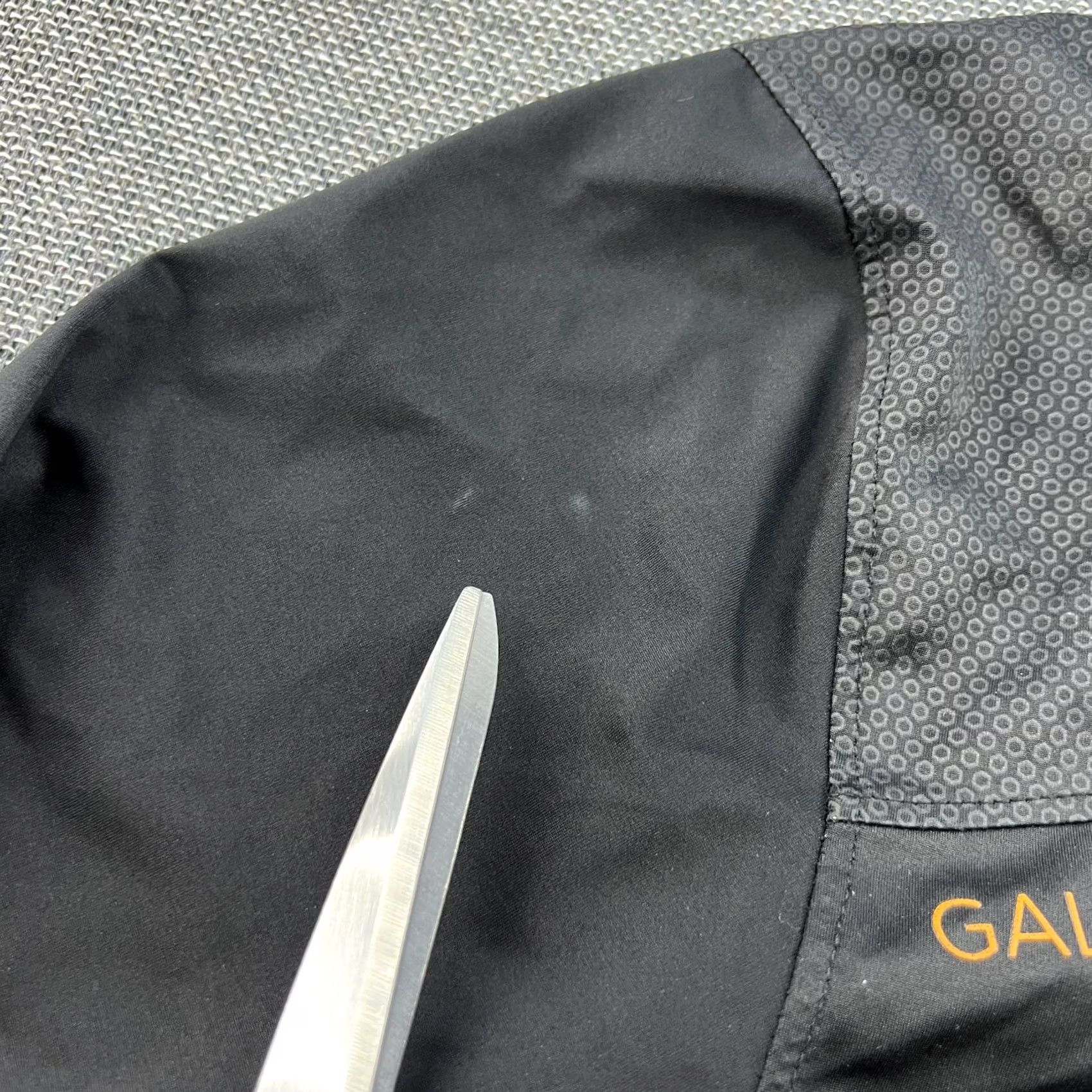 Galvin Green VINTAGE Galvin Green Lance Interface 1 IFC-1 Mens Jacket Windproof Black Large Windbreaker Shirt Size US L / EU 52-54 / 3 - 5 Thumbnail