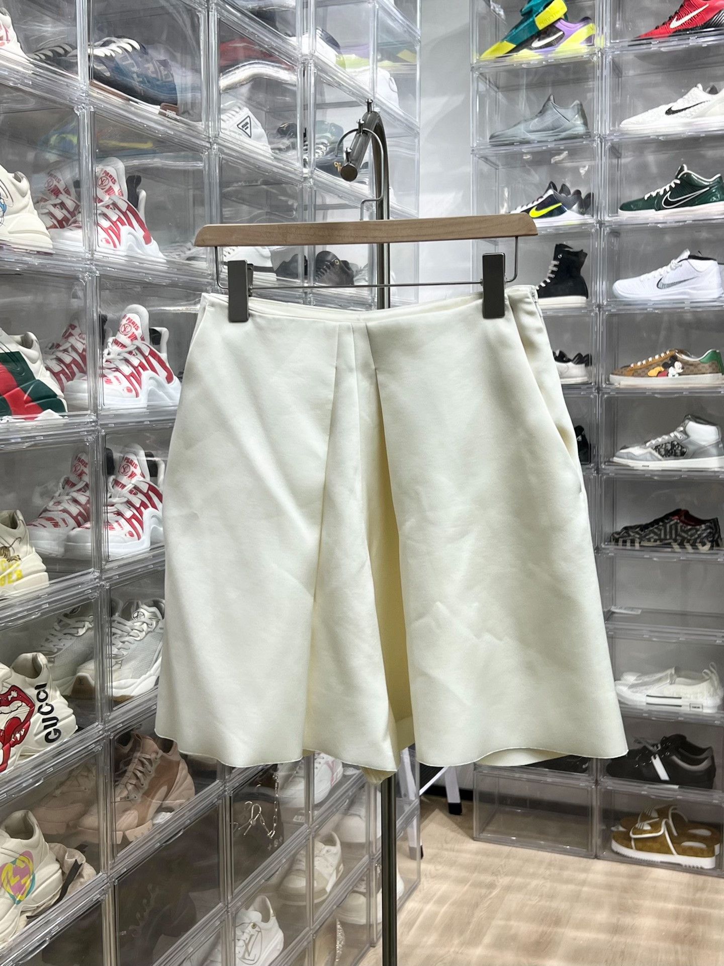 Celine Celine White Pants 38 Women Size 38" / US 16 / IT 52 - 1 Thumbnail