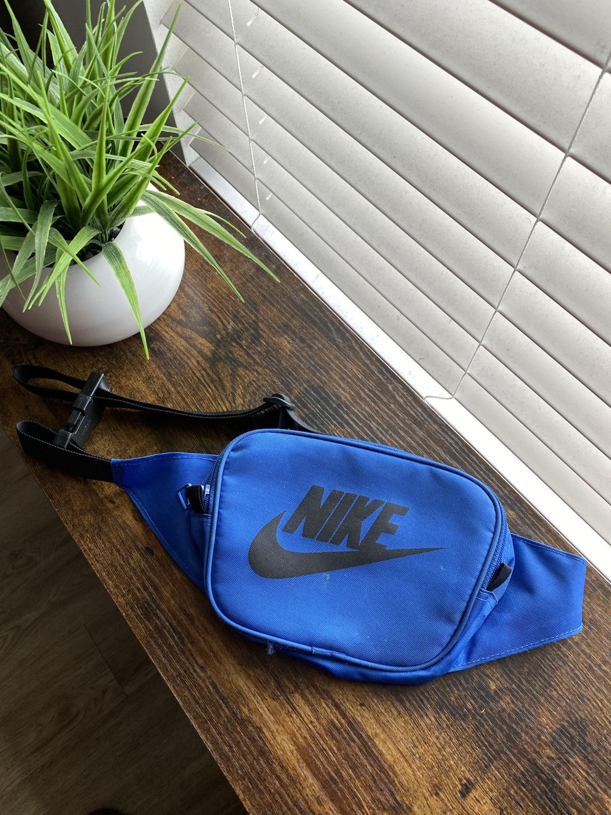 Nike Vintage 80s Nike Fanny Pack Bag Size ONE SIZE - 1 Thumbnail