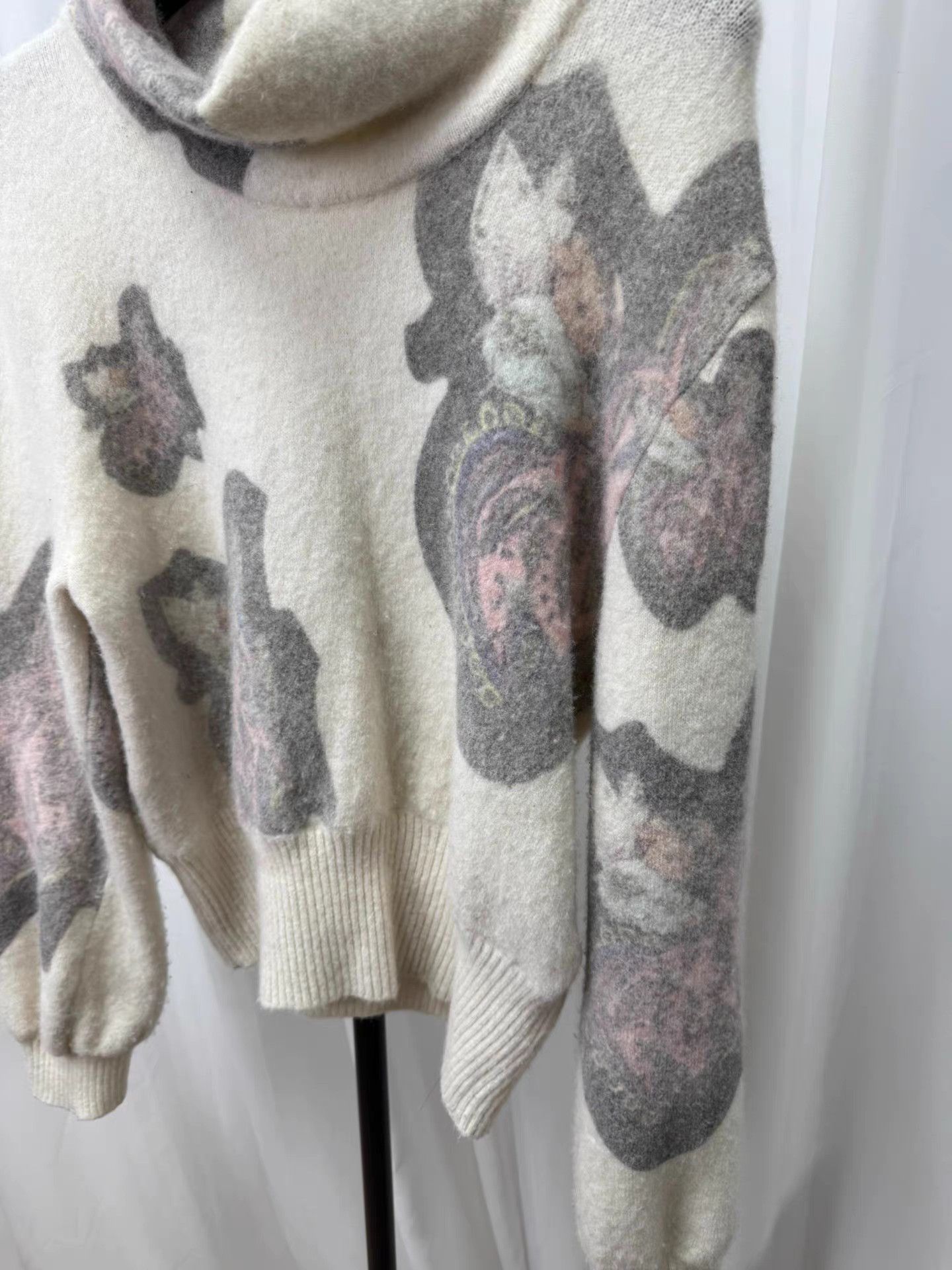 Kiko Kostadinov Kiko Kostadinov Butterfly Turtleneck Sweater K20 Size US M / EU 48-50 / 2 - 2 Thumbnail