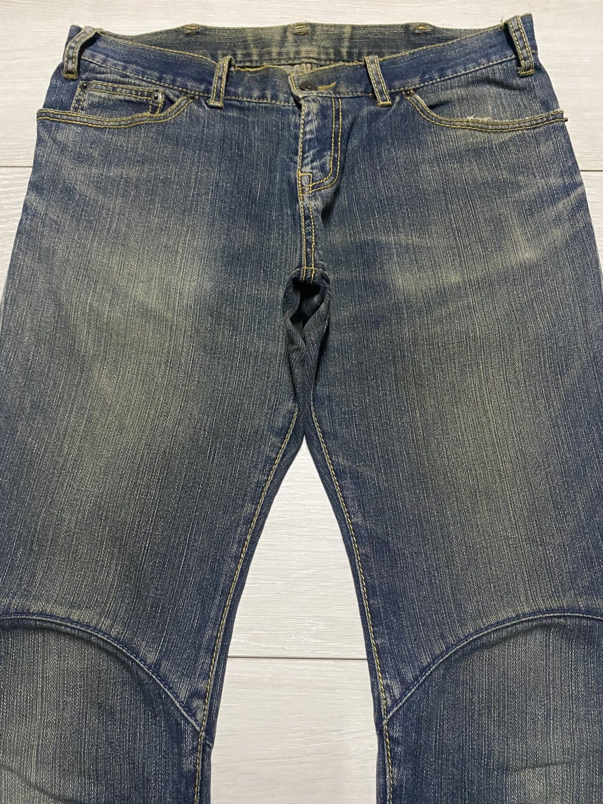 Japanese Brand Vintage Japanese Brand Mud Wash Curve Leg Slim Jeans Size US 33 - 3 Thumbnail