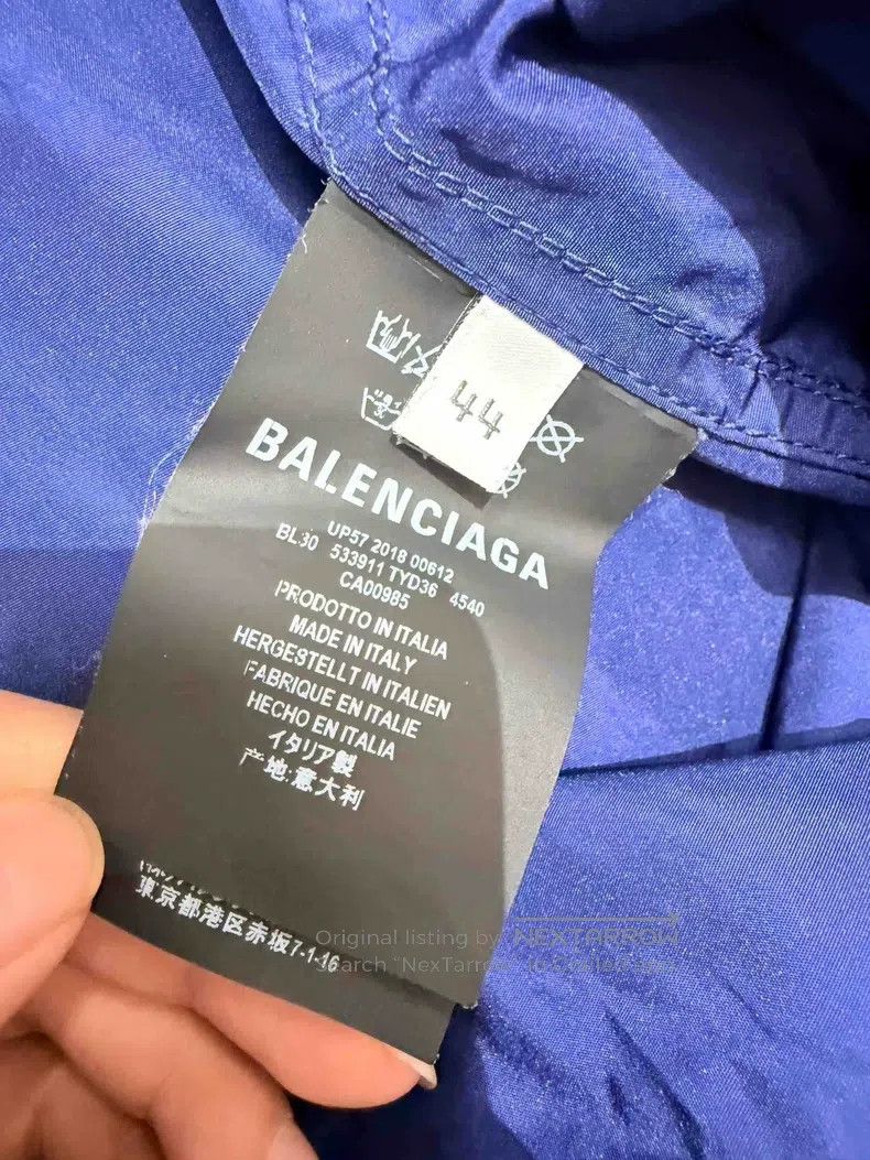 Balenciaga Balenciaga Navy blue windbreaker with back logo print, siz Size US S / EU 44-46 / 1 - 4 Thumbnail