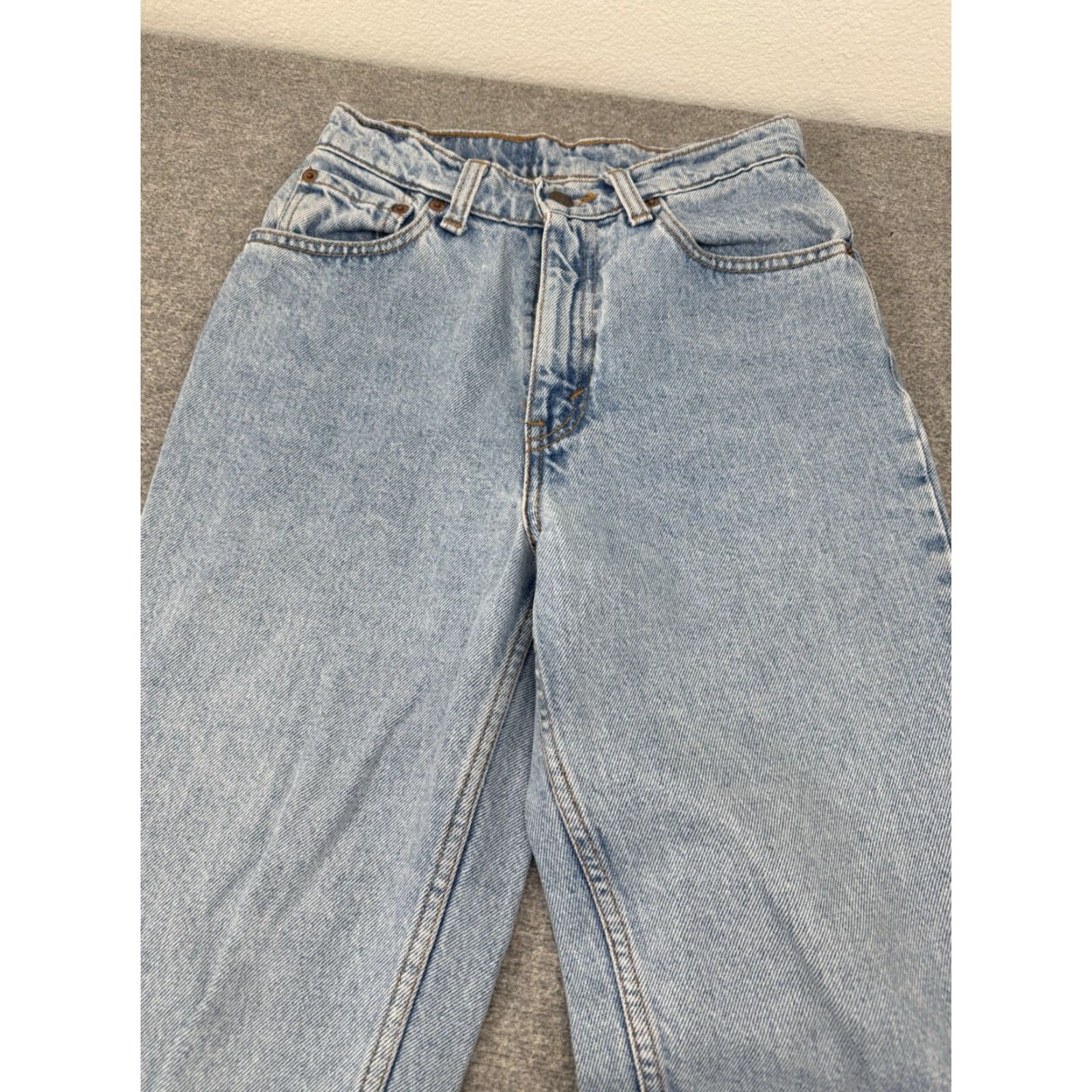 Levi's VINTAGE Levi's 17512-0291 Jeans Womens 5 Blue Denim High Waisted 24x28 Made In USA Size 27" / US 4 / IT 40 - 3 Thumbnail