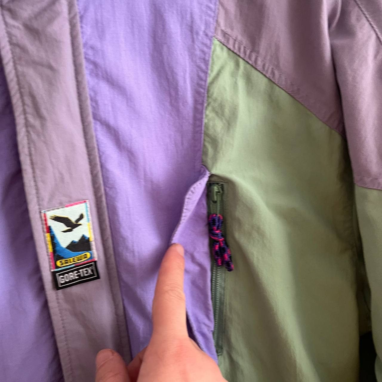 SALEWA Vintage 90’s Salewa Hooded Gore-Tex Outdoor Jacket Size M Size US M / EU 48-50 / 2 - 5 Thumbnail