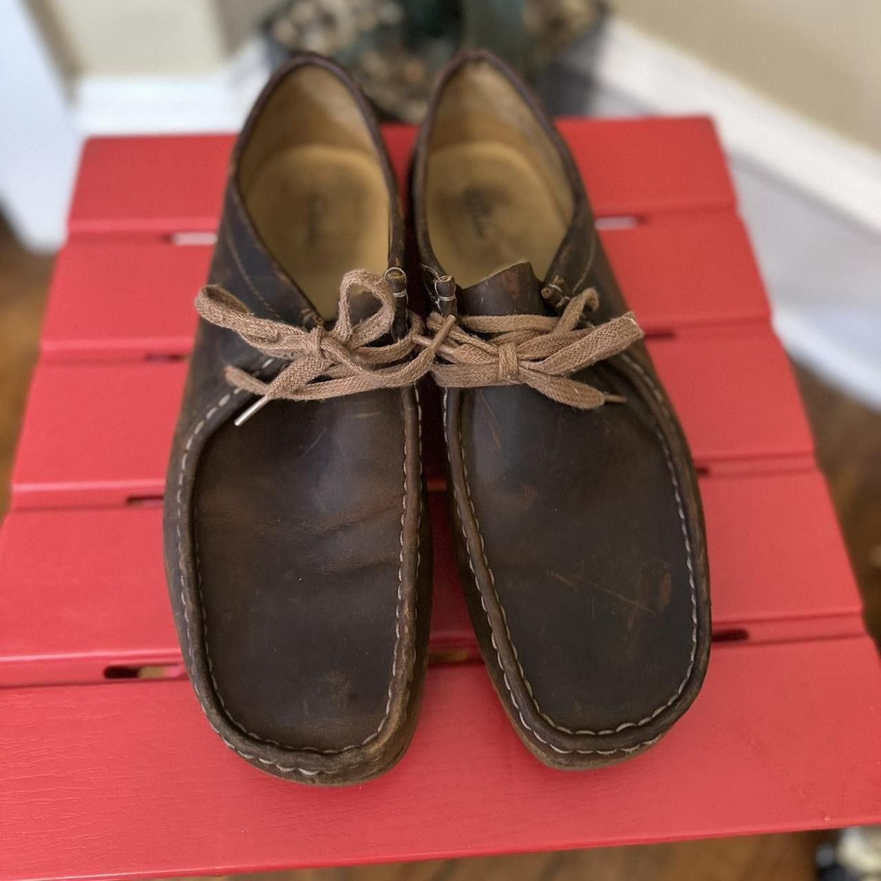 Clarks Clarks Originals Men's Wallabee Brown Leather Low Top Shoes Size US 9.5 / EU 42-43 - 2 Thumbnail