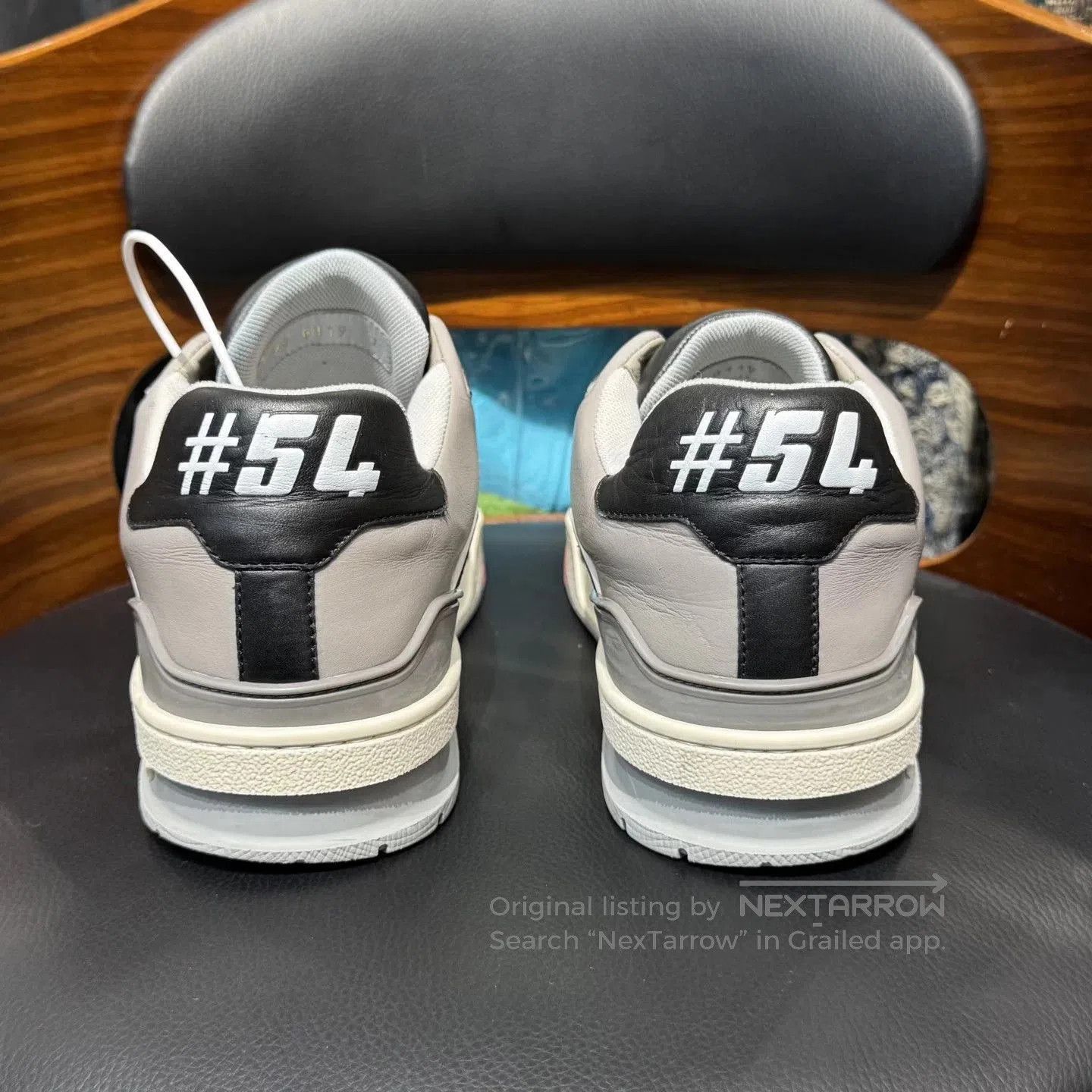 Louis Vuitton Black Lowtop Sneakers with Contrast Accents. Size US 7 / EU 40 - 3 Thumbnail