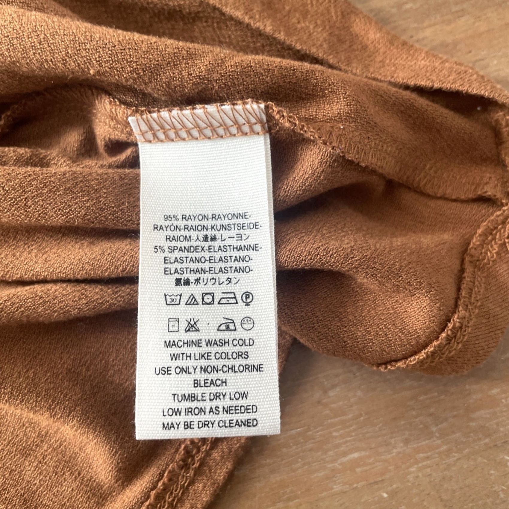 Free People Free People Blouse Shirt Women’s Small Rust Brown V-Neck Long Sleeve Pullover Slub Rayon Spandex Bohemian Casual Party/Cocktail 90s Style Womens Size S / US 4 / IT 40 - 6 Thumbnail