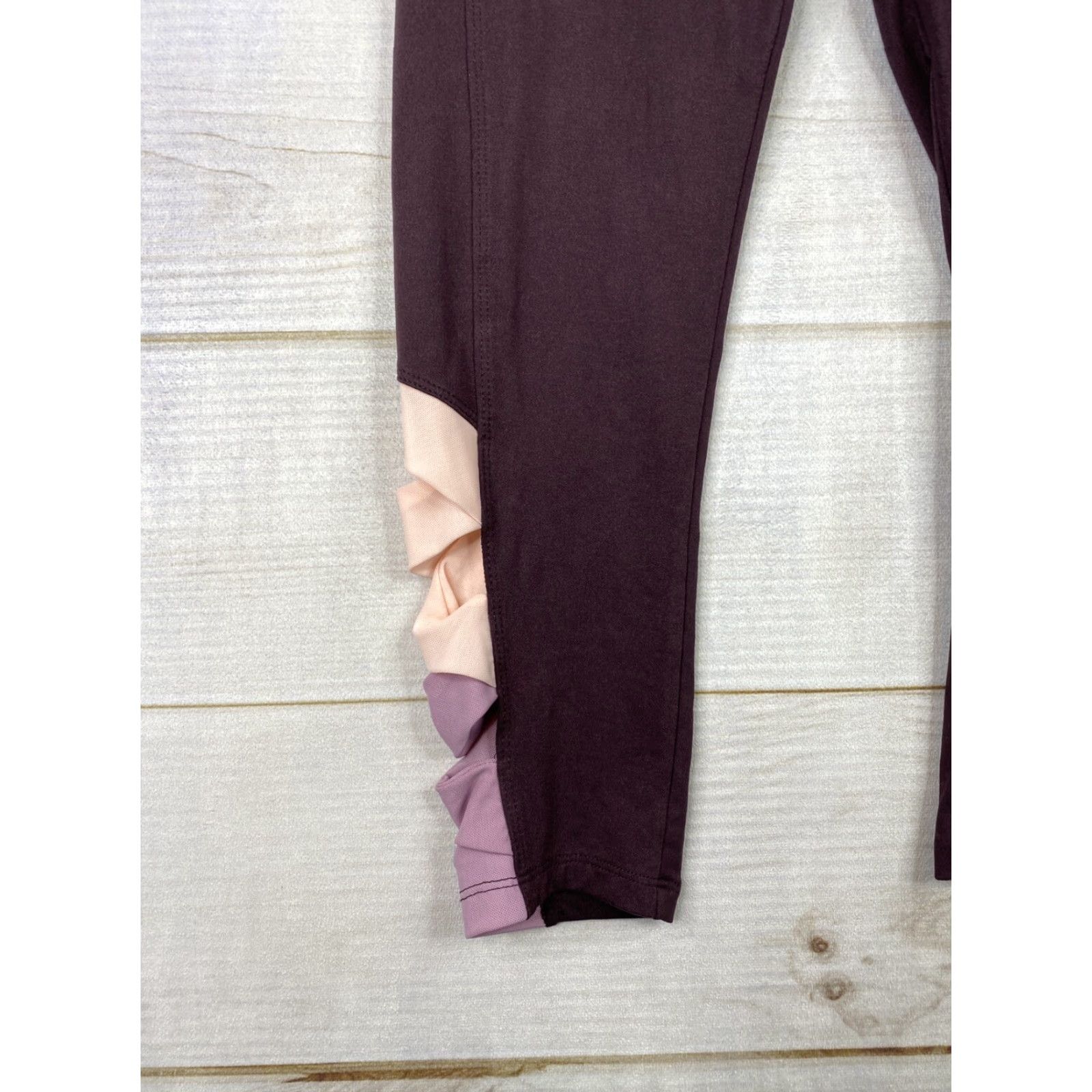Vintage VINTAGE Balance Collection Leggings Womens S Burgundy Laced Leg Crop Workout Running NWT Size 28" / US 6 / IT 42 - 2 Thumbnail
