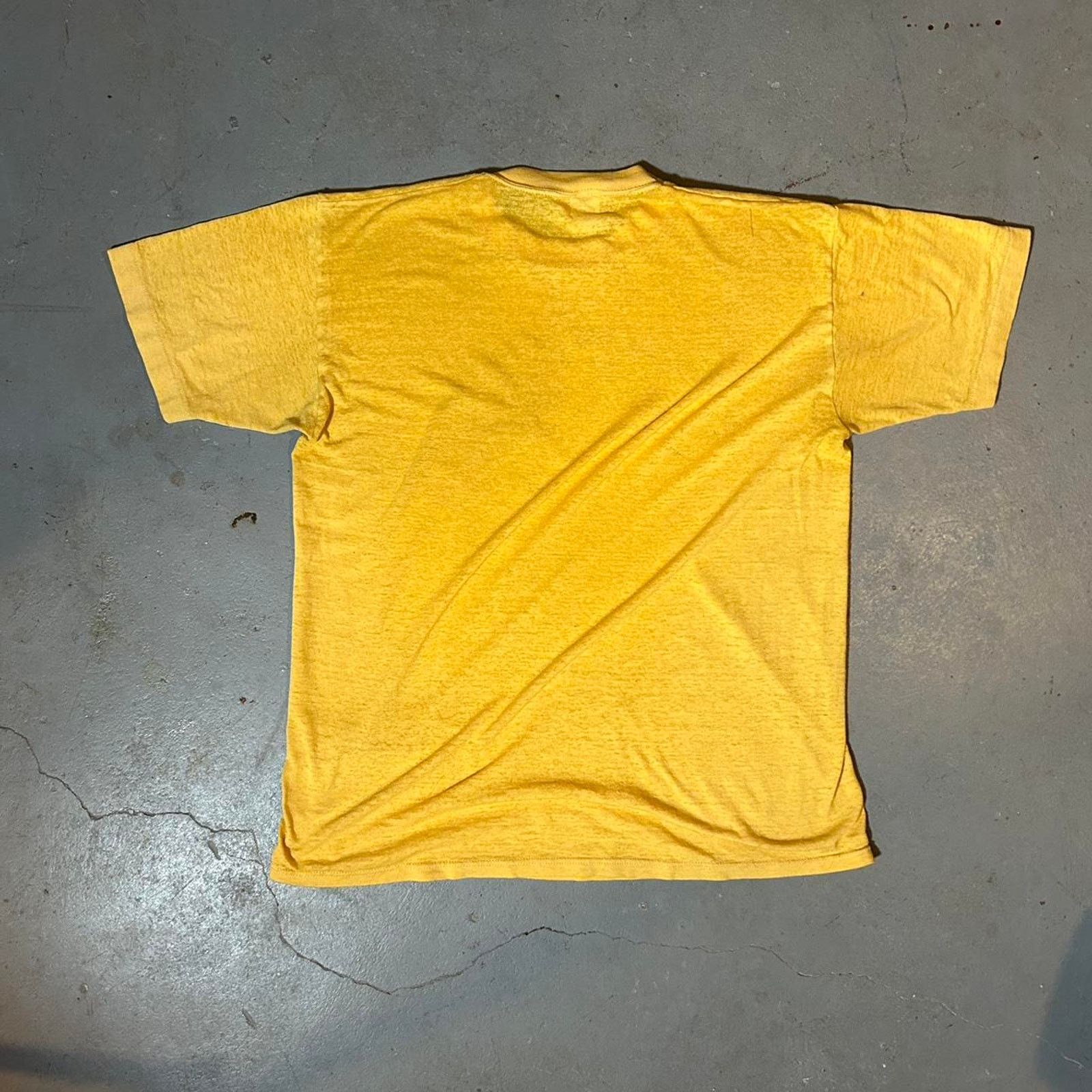 Jerzees 90s single stich yellow tee Size US L / EU 52-54 / 3 - 6 Thumbnail