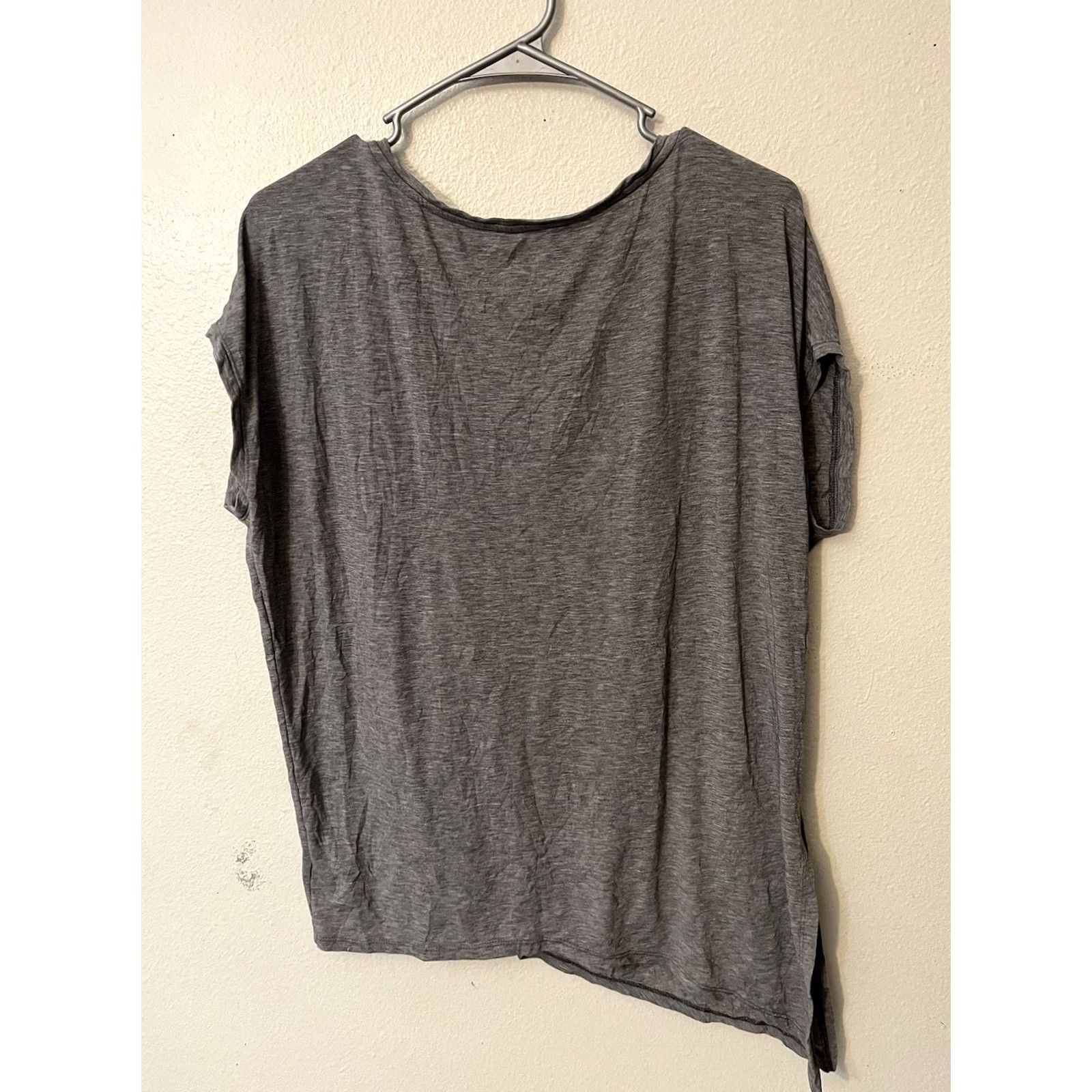 Vintage GapFit Breathe Gray V-Neck Short Sleeve Top Shirt M Women Athletic Gym Activewear T-Shirt Slim Fit 90s Style Size M / US 6-8 / IT 42-44 - 3 Thumbnail