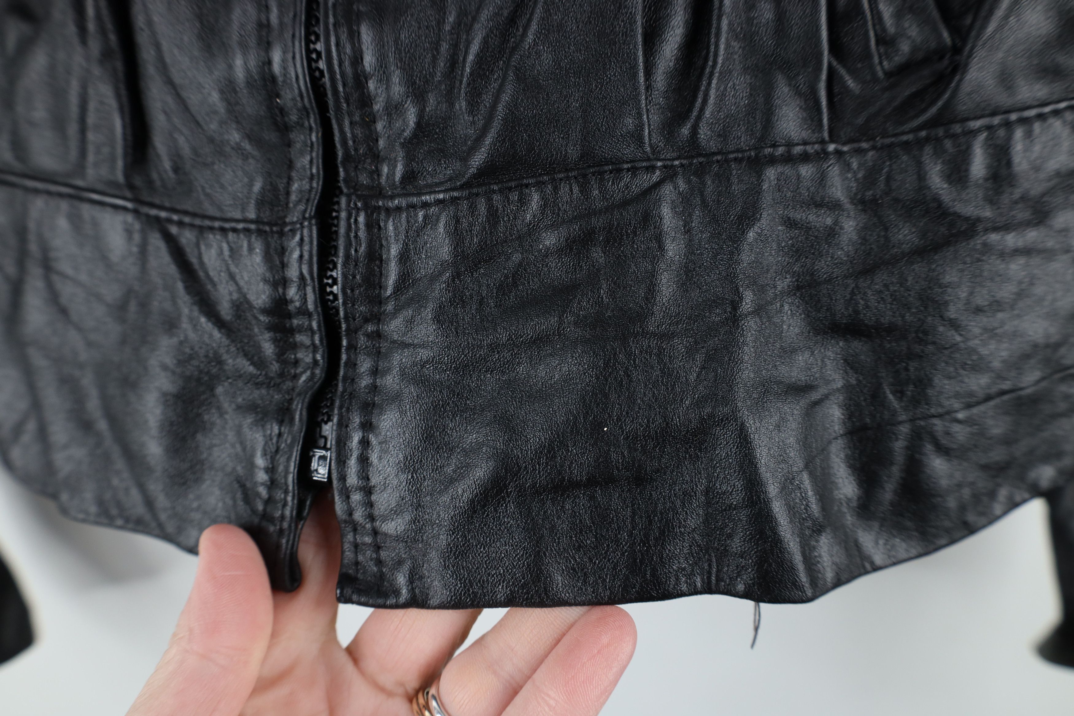 Vintage Vintage 80s 90s Streetwear Cropped Leather Bomber Jacket USA Size M / US 6-8 / IT 42-44 - 4 Thumbnail