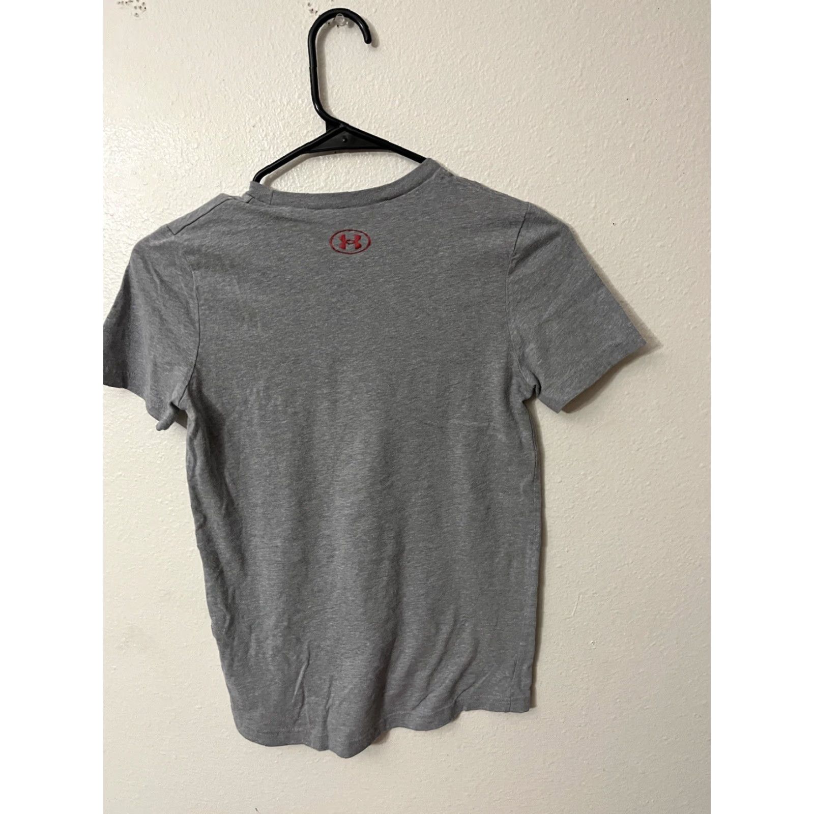 Under Armour Under Armour HeatGear Gray Long Sleeve T-Shirt - Girls - Medium - Activewear Size US M / EU 48-50 / 2 - 3 Thumbnail