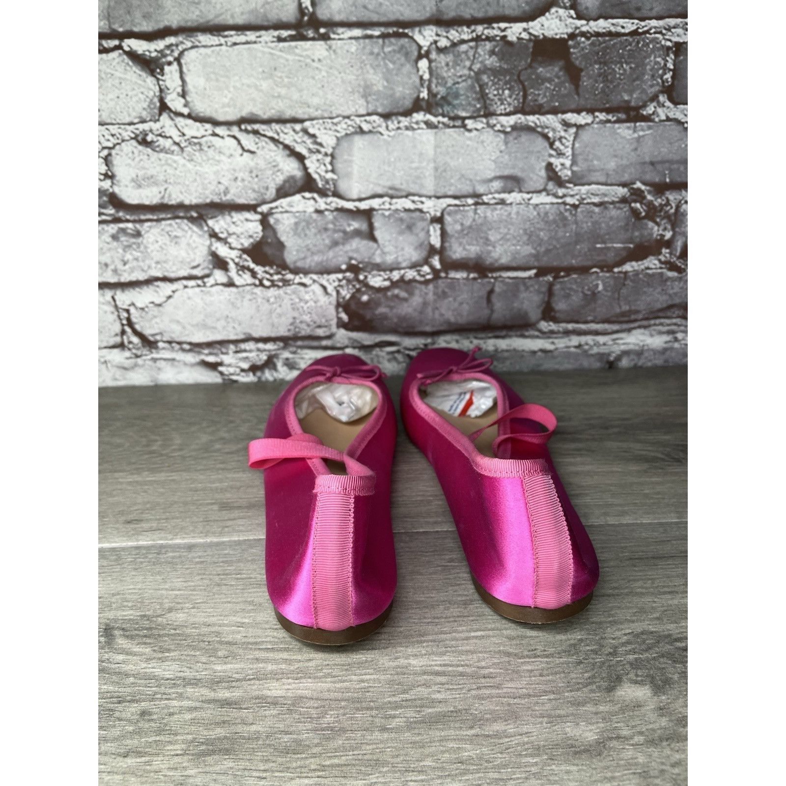 J.Crew J.Crew Factory Hot Pink Satin Silk MJ Strap Ballet Flats Wom Size US 7.5 / IT 37.5 - 4 Thumbnail