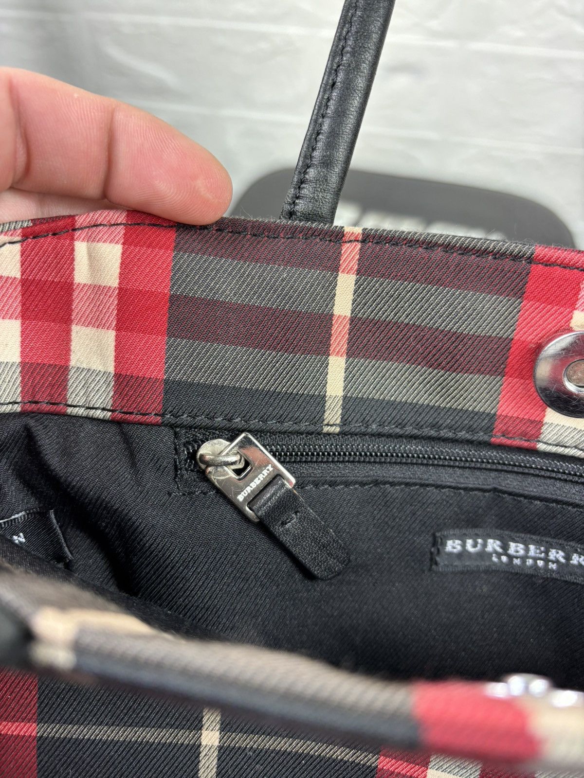 Burberry BURBERRY Nova Check Hand Bag Canvas Red Size ONE SIZE - 12 Thumbnail