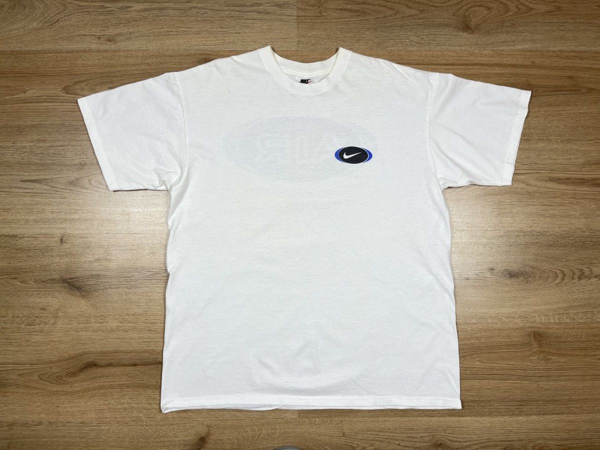 Nike Vintage 90s Nike Air Swoosh logo white t-shirt Size US L / EU 52-54 / 3 - 7 Thumbnail