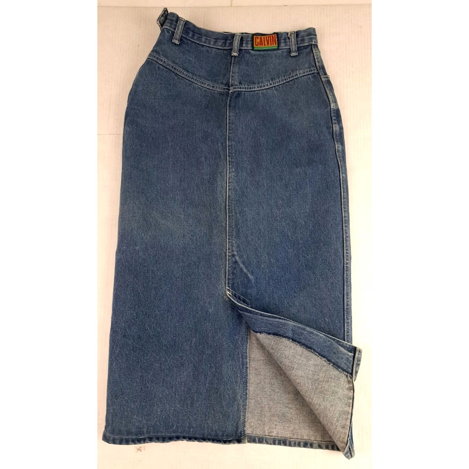 Calvin Klein VINTAGE Calvin Klein Women Skirt Denim Blue 32" Split Back Knee Length 90s Flare Pockets 26" Waist 7/8 XS/Regular Women Size 28" / US 6 / IT 42 - 2 Thumbnail