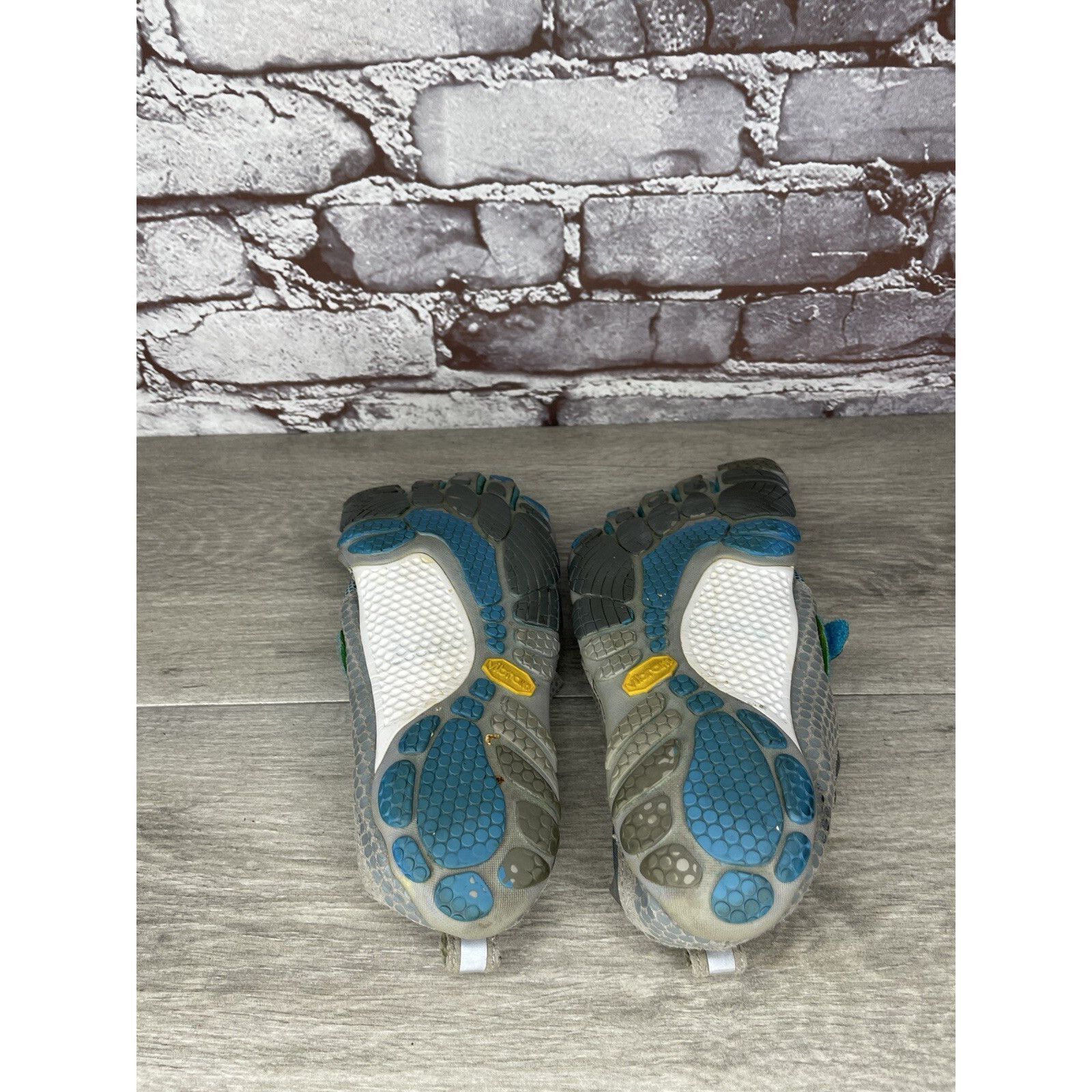 Vibram VIBRAM FiveFingers Gray Blue Textile Barefoot Running Shoes Size US 7.5 / IT 37.5 - 6 Thumbnail