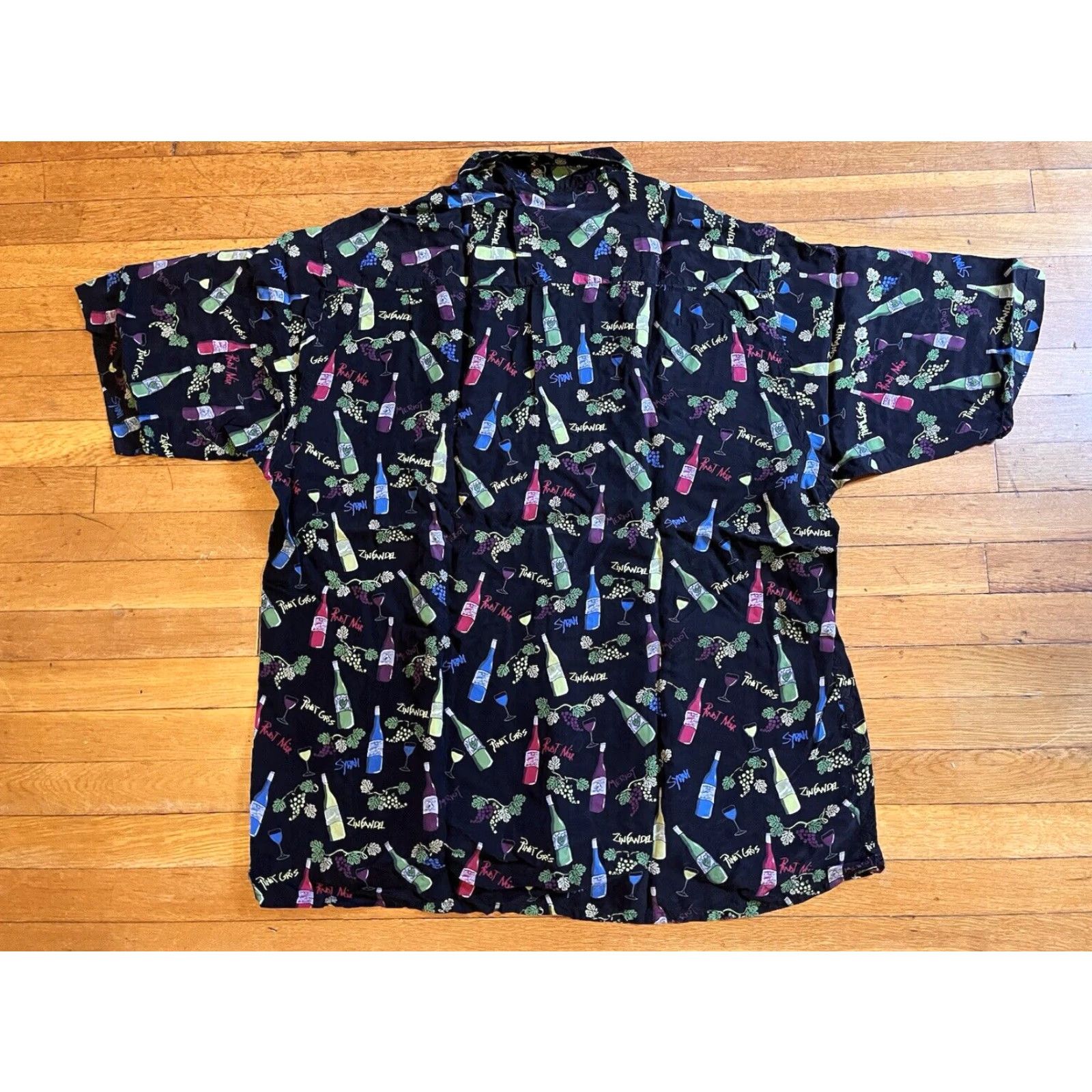 Vintage VINTAGE Riscatto Wine All Over Print Shirt Men’s 2XLT Tall Black Rayon Size US XXL / EU 58 / 5 - 6 Thumbnail