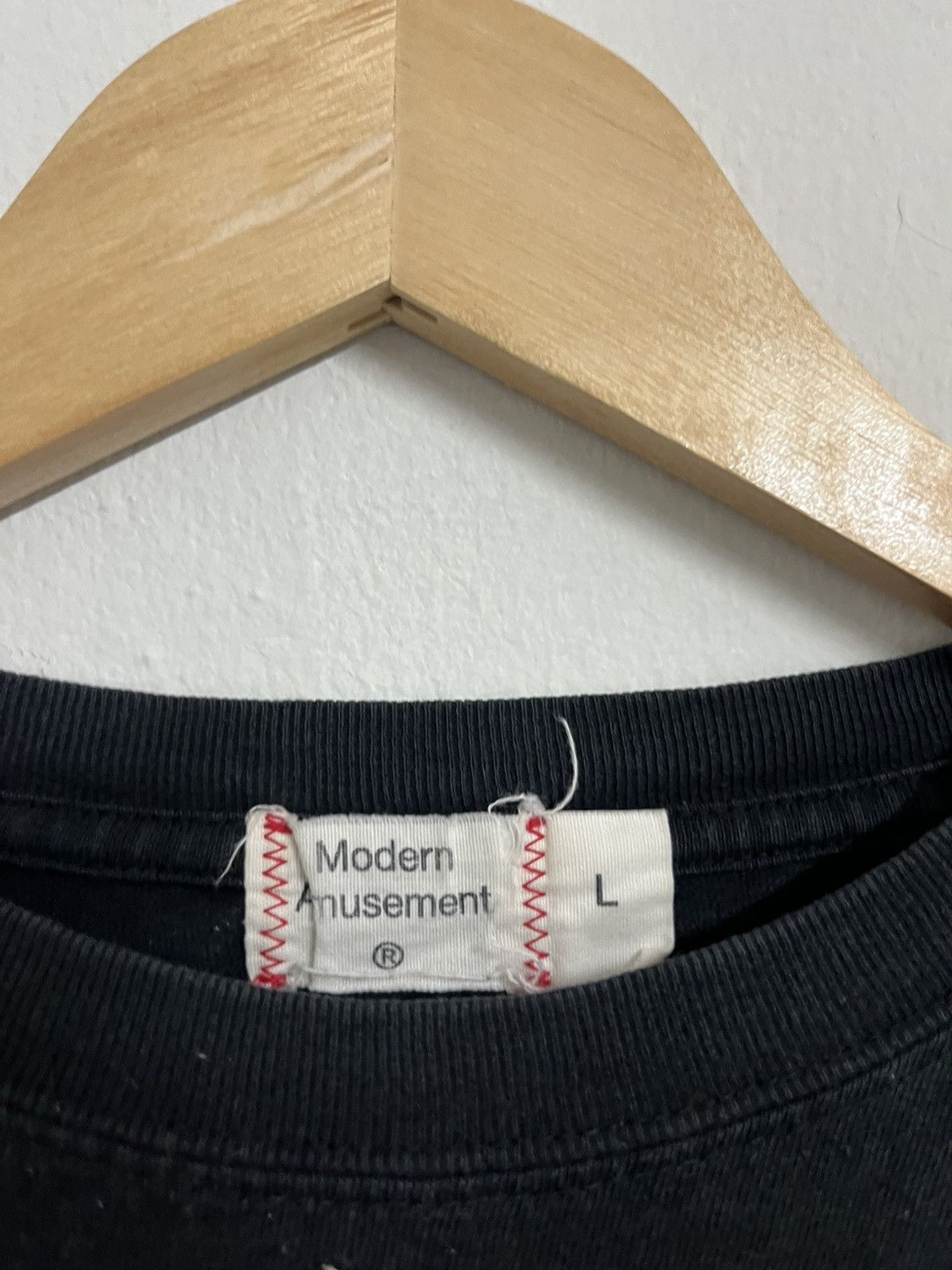 Modern Amusement 💥Modern Amusement Camo Crow Tee Size US L / EU 52-54 / 3 - 7 Thumbnail