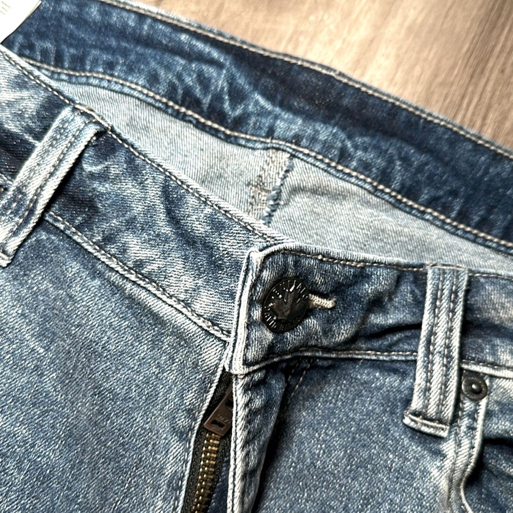 Buffalo David Bitton Buffalo David Bitton Jeans Mens 36 Blue Six Straight NWOT 36x28 Size US 36 / EU 52 - 7 Thumbnail