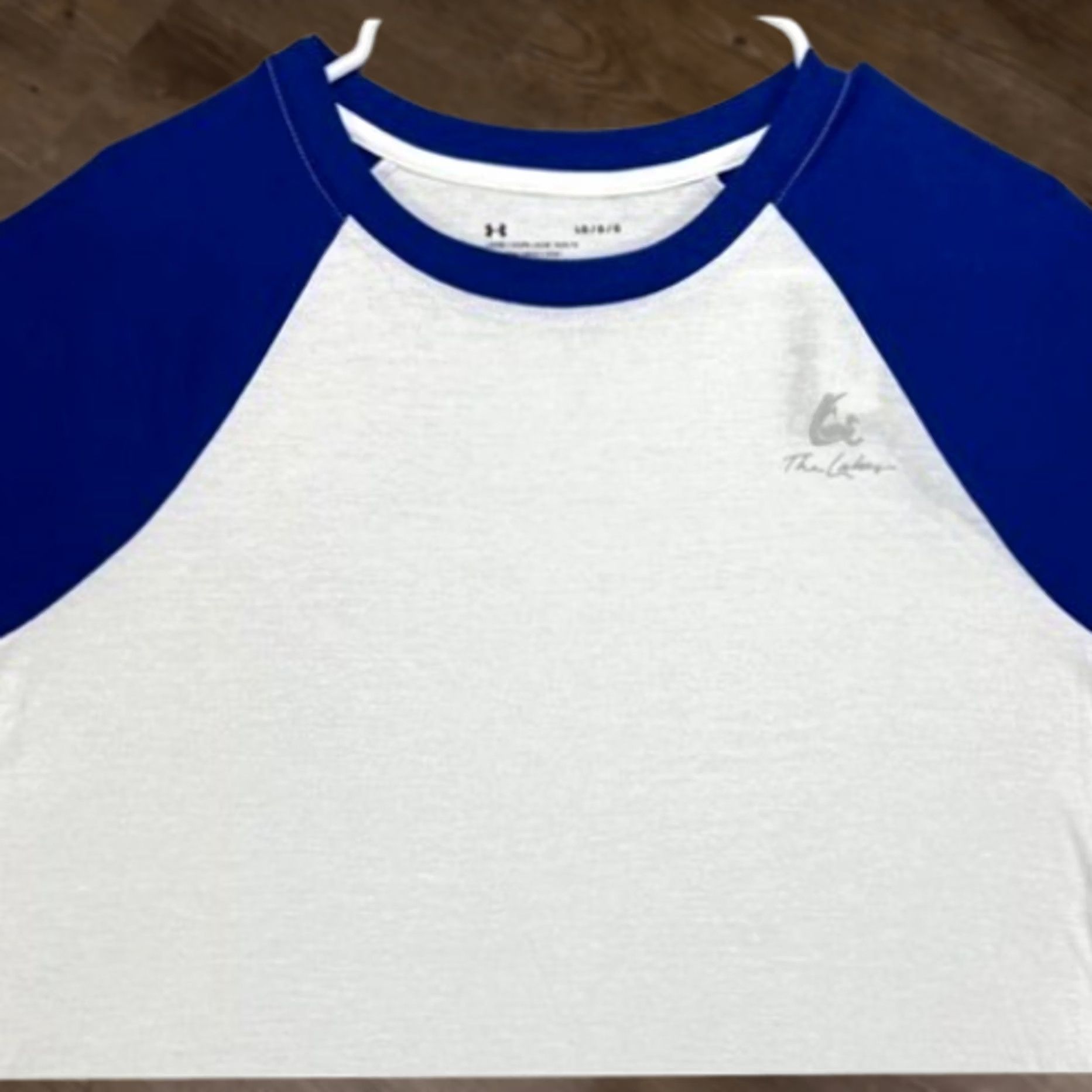 Under Armour Under Armour T-Shirt Womens Large The Lake White Colorblock 3-Quarter Sleeve NEW Size L / US 10 / IT 46 - 1 Thumbnail