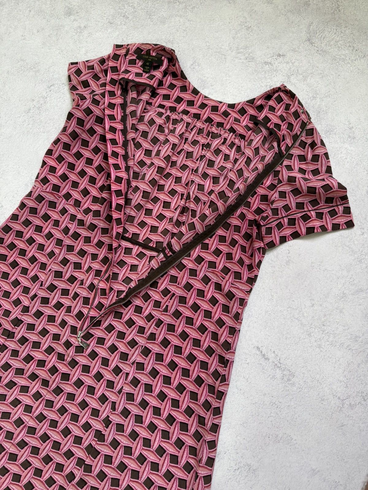 Louis Vuitton Louis Vuitton Womens Silk Printed Knee Length Pink Dress Size M / US 6-8 / IT 42-44 - 14 Thumbnail