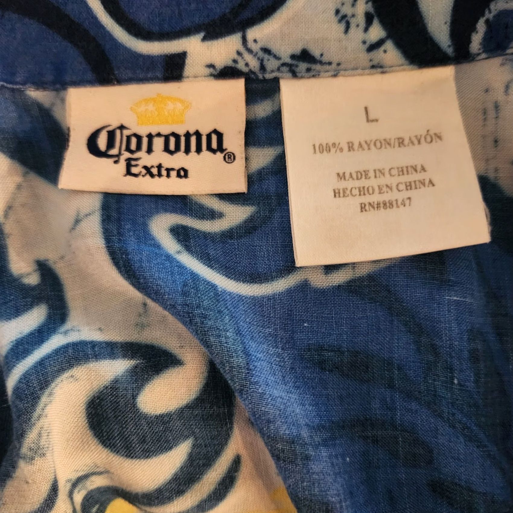 Doublet VINTAGE Corona Extra Hawaiian Shirt Floral Blue Double Sided Mens Large 100% Rayon Size US L / EU 52-54 / 3 - 6 Thumbnail