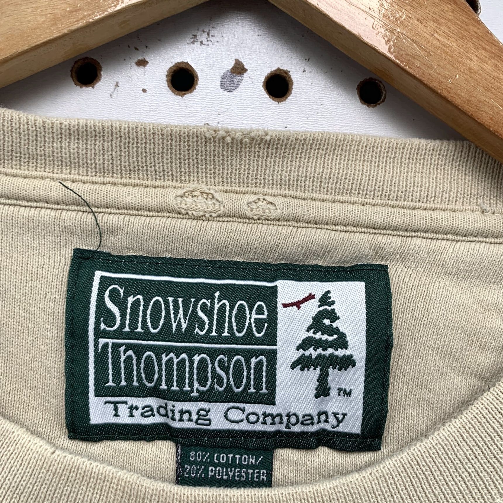 Vintage VINTAGE Snowshoe Thompson Traverse Bay Crewneck Sweatshirt Mens Large Beige USA Pullover Crew Neck Size US L / EU 52-54 / 3 - 3 Thumbnail