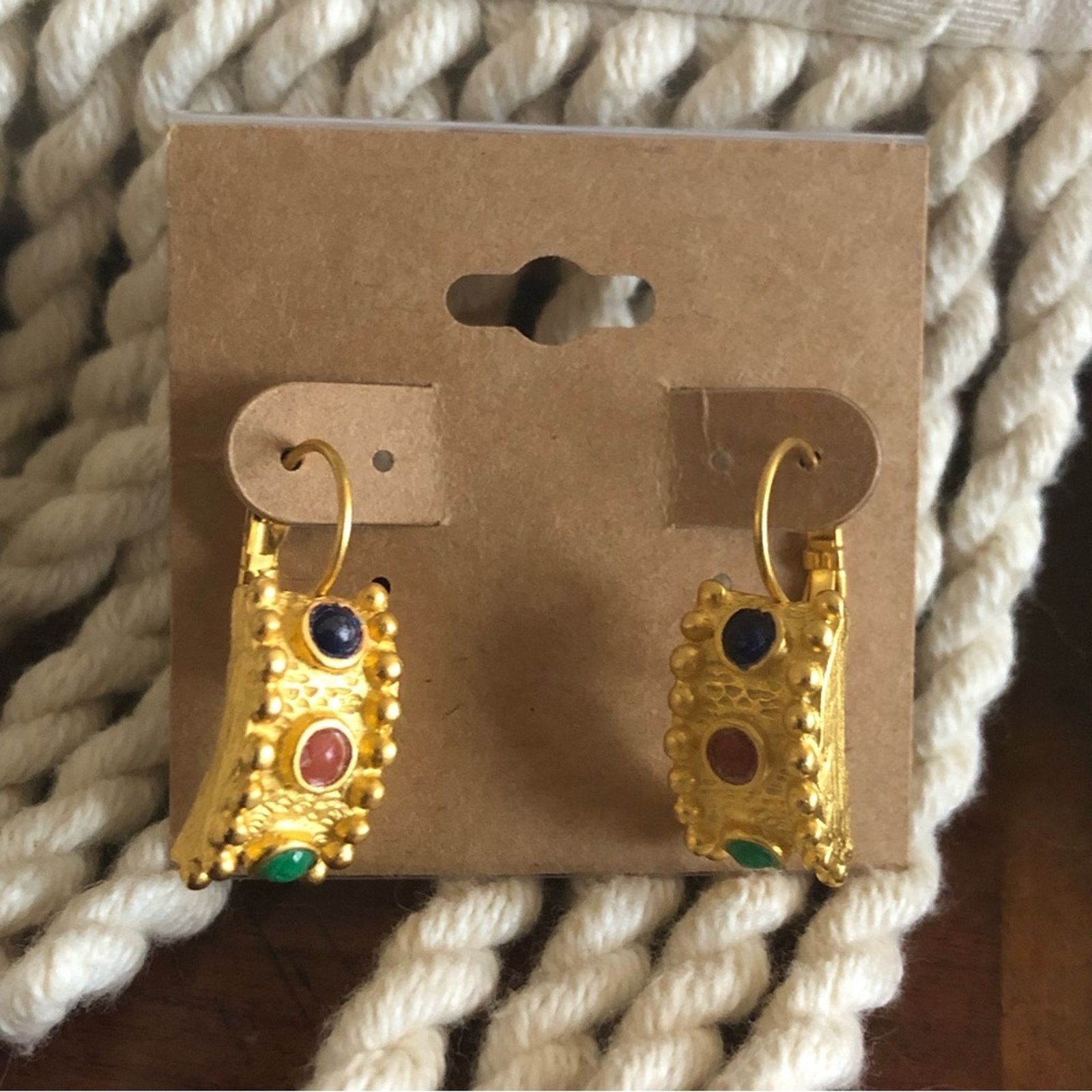 Vintage Vintage regal look triple cabochon stone lever back earrings Size ONE SIZE - 6 Thumbnail