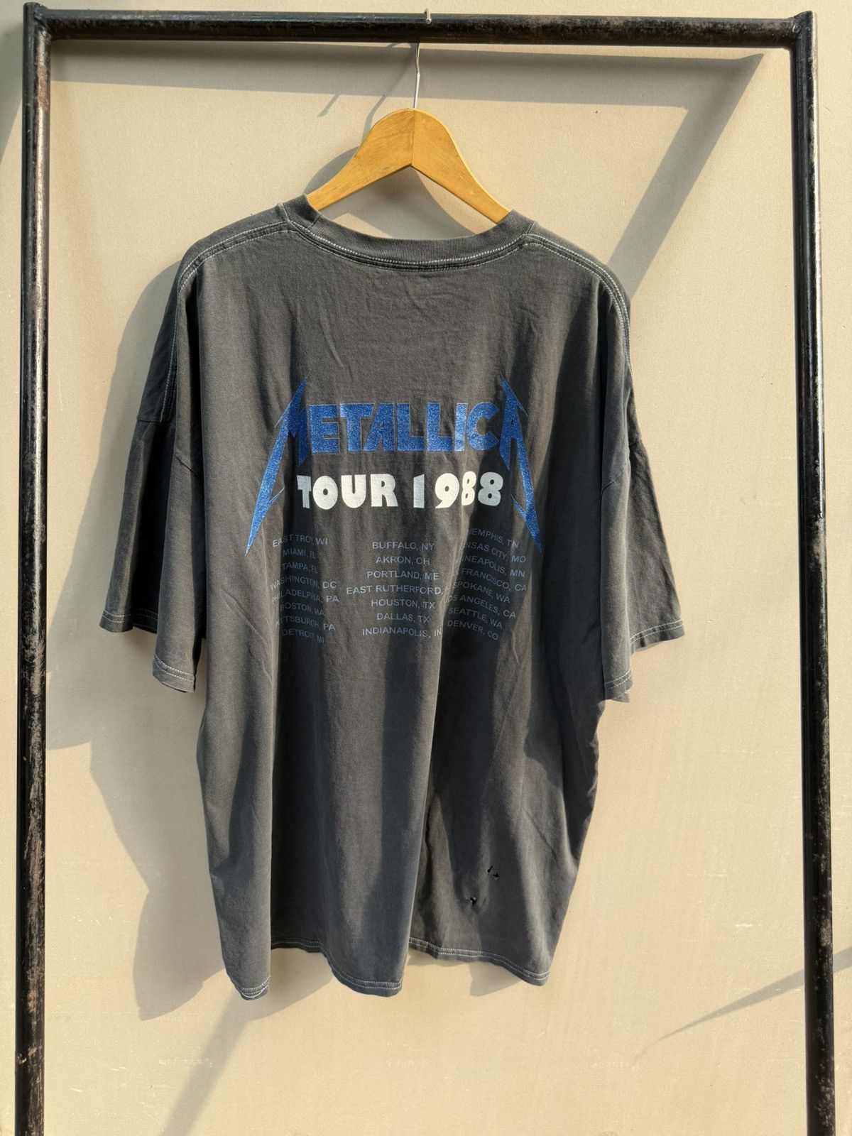 Vintage Metallica Harvester of Sorrow Tour Tee (Reprint) Size US XXL / EU 58 / 5 - 5 Thumbnail