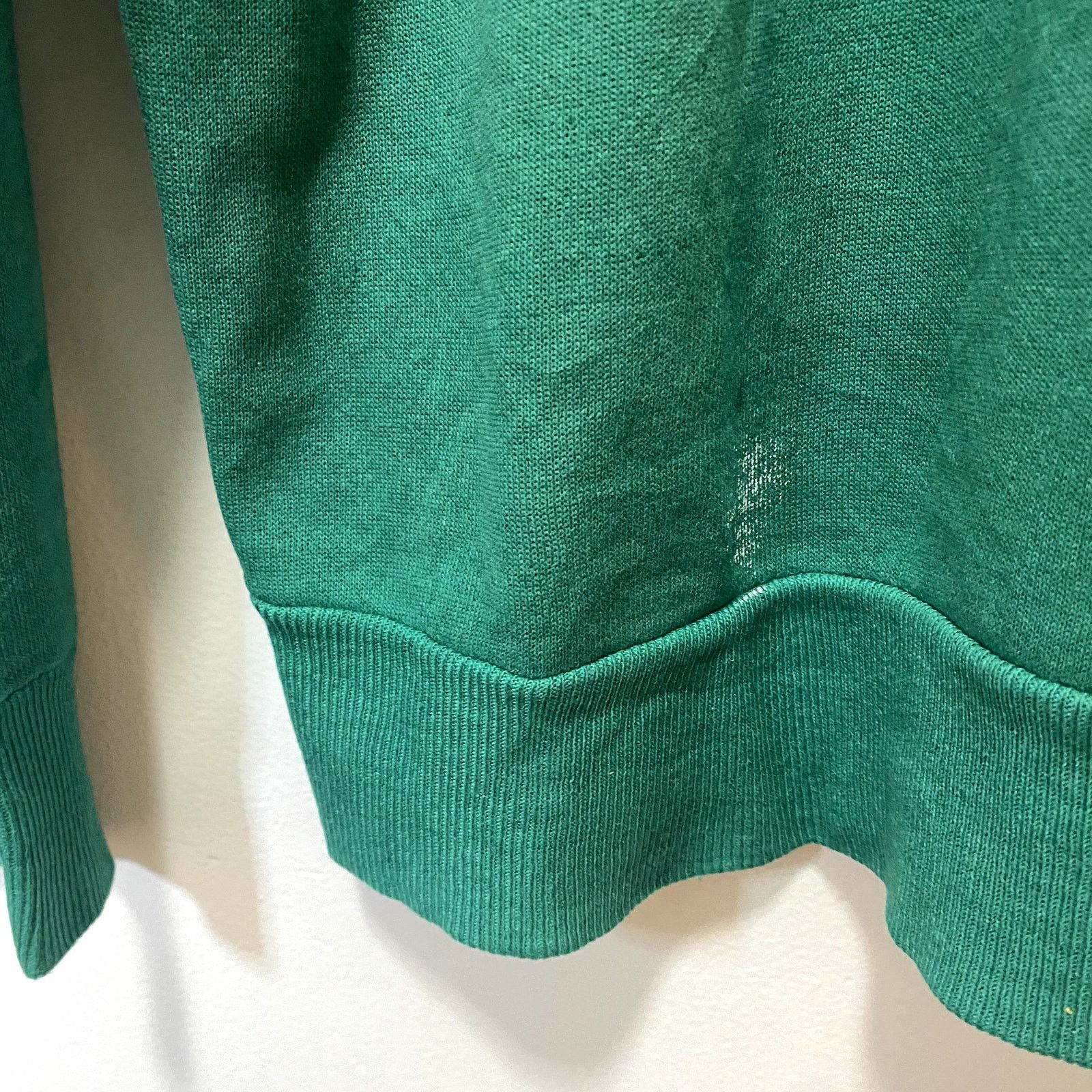 Vintage Vintage Rockaway Beach Felt Letter Surf Crewneck Sweatshirt Size US L / EU 52-54 / 3 - 7 Thumbnail