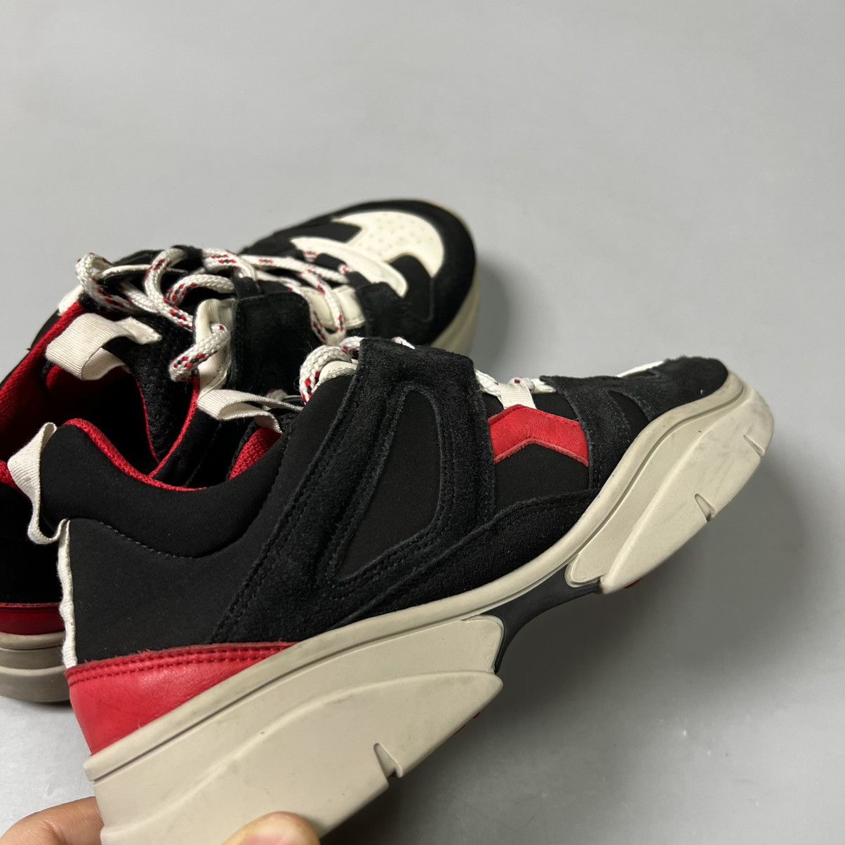 Isabel Marant Isabel Marant “Kindsay” sneakers Black Red Luxury Size US 8 / IT 38 - 14 Thumbnail