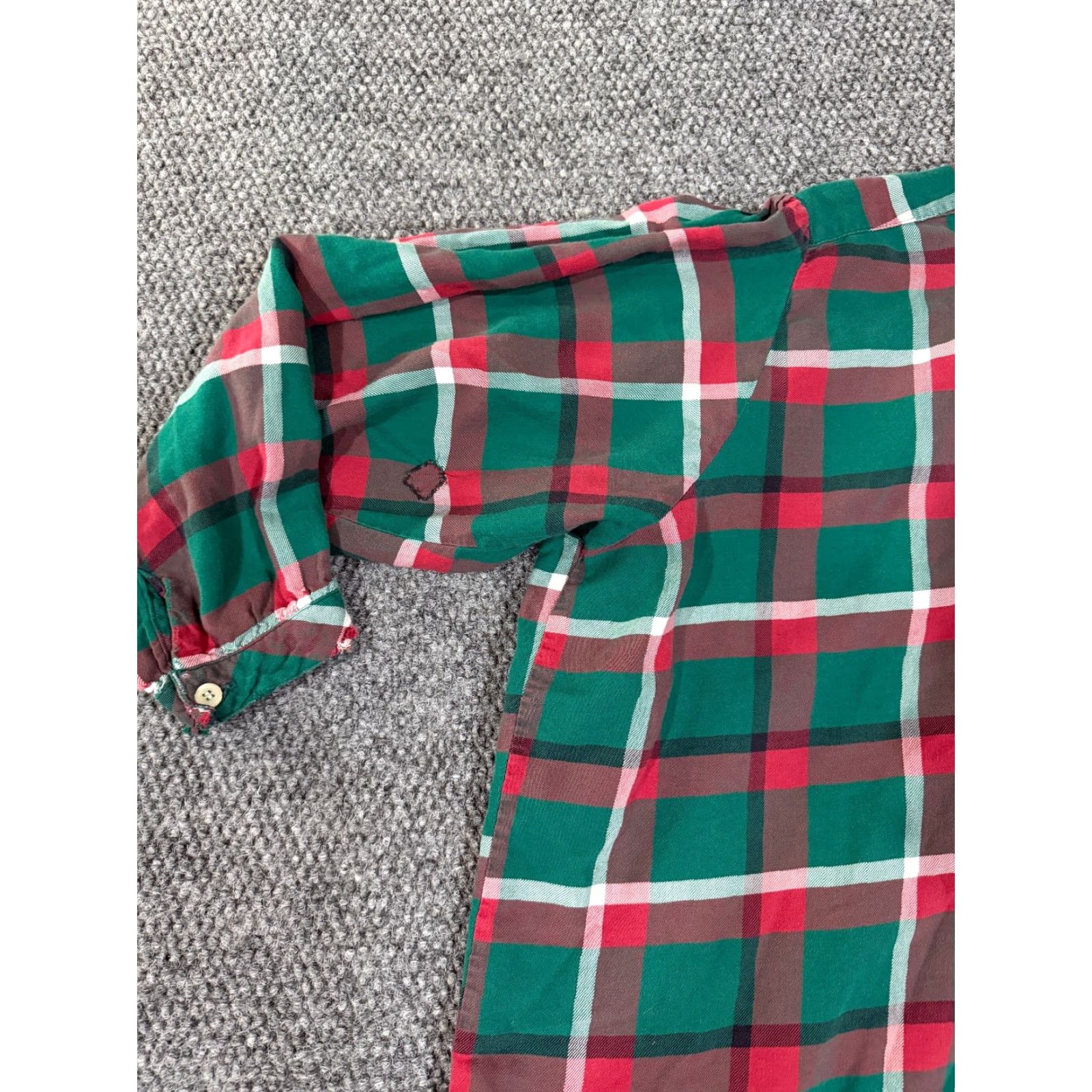 Victoria's Secret Victoria’s Secret blouse womens medium green red plaid vintage button front Size M / US 6-8 / IT 42-44 - 5 Thumbnail