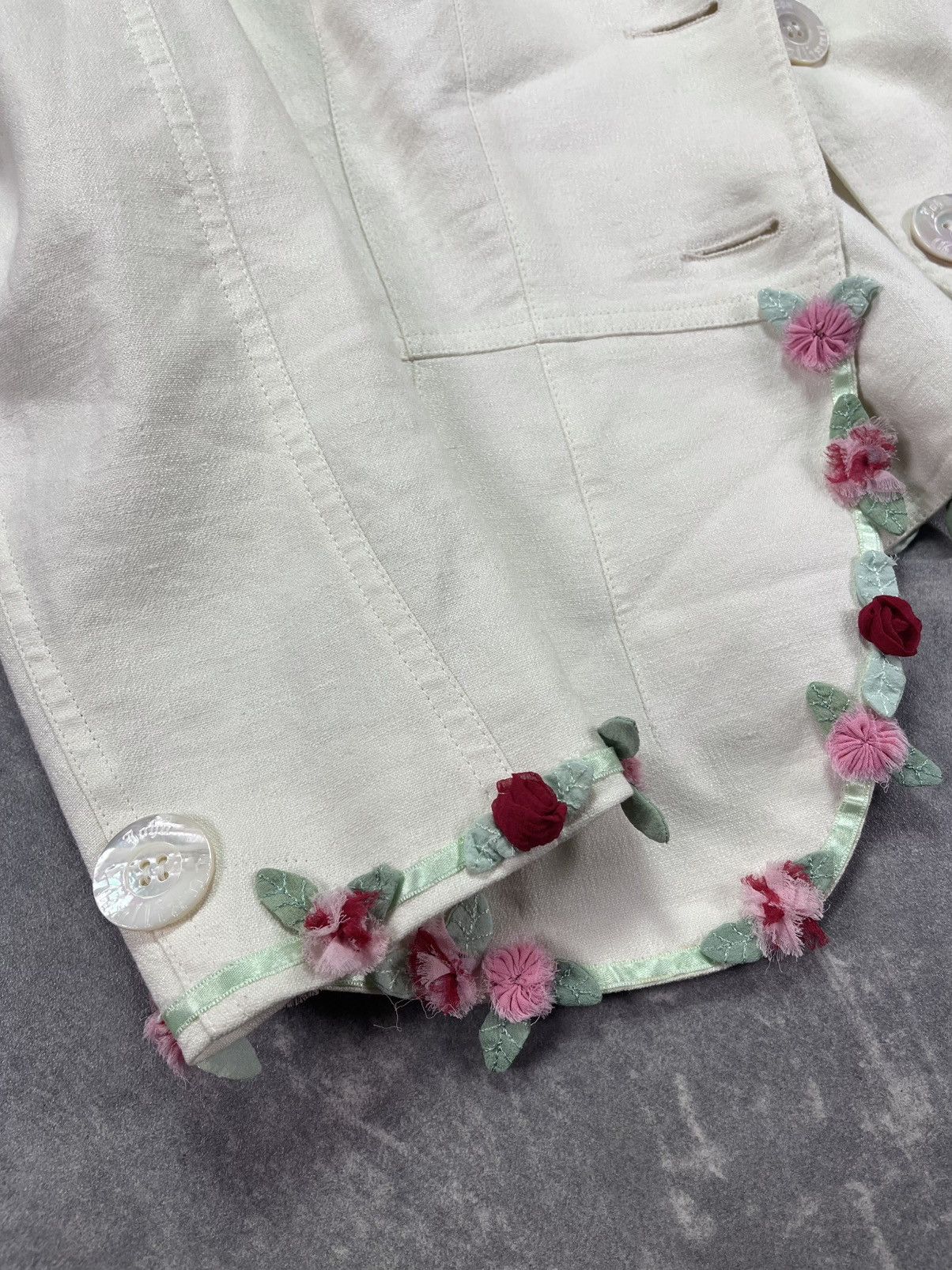 John Galliano 2005 John Galliano Flower-Trim Blazer Jacket 42 8 Size M / US 6-8 / IT 42-44 - 8 Thumbnail