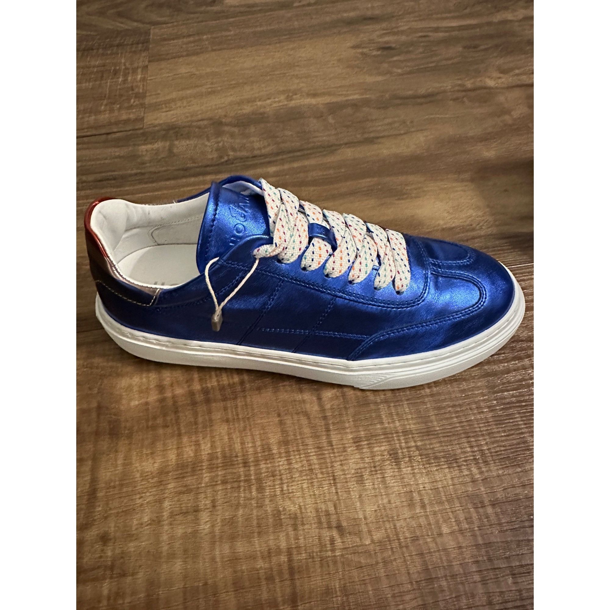 Hogan NWT Hogan Soft Leather Blue laminated effect Sz 35 / US Size Size US 5 / IT 35 - 12 Thumbnail